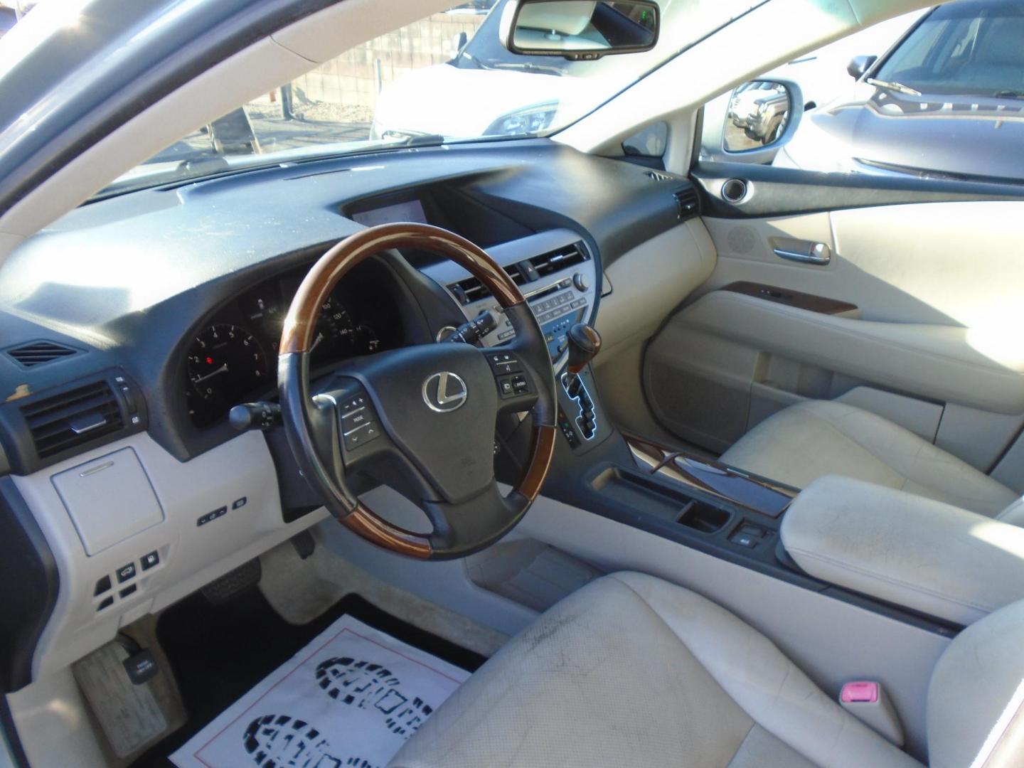 2010 Lexus RX 350 FWD (JTJZK1BAXA2) with an 3.5L V6 DOHC 24V engine, 5-Speed Automatic transmission, located at 6112 N Florida Avenue, Tampa, FL, 33604, (888) 521-5131, 27.954929, -82.459534 - Photo#8