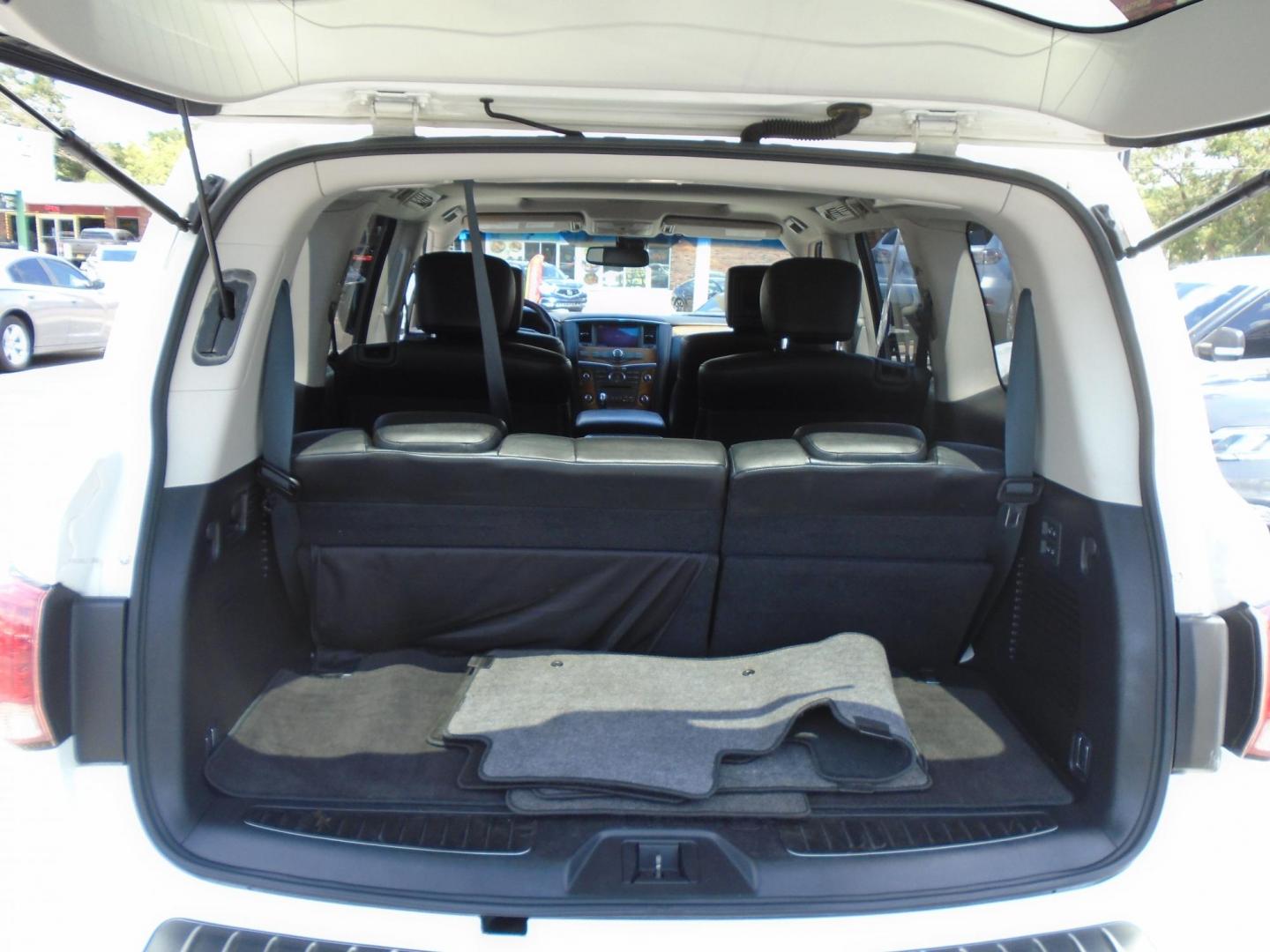 2012 Infiniti QX56 2WD (JN8AZ2NF5C9) with an 5.6L V8 DOHC 32V engine, 5-Speed Automatic transmission, located at 6112 N Florida Avenue, Tampa, FL, 33604, (888) 521-5131, 27.954929, -82.459534 - Photo#6