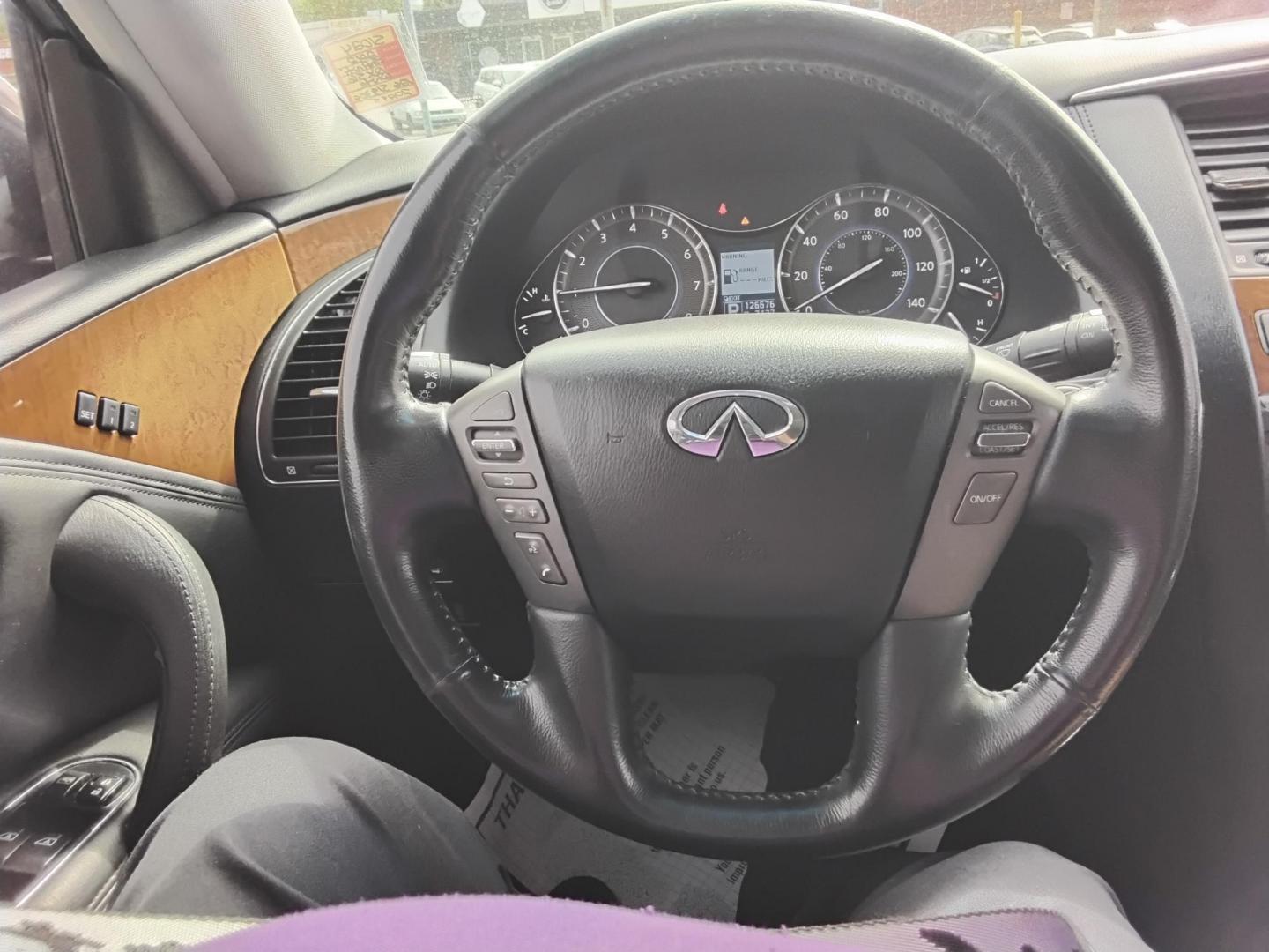 2012 White /Black Infiniti QX56 2WD (JN8AZ2NF5C9) with an 5.6L V8 DOHC 32V engine, 5-Speed Automatic transmission, located at 6112 N Florida Avenue, Tampa, FL, 33604, (888) 521-5131, 27.954929, -82.459534 - $499 down plus tax & tag. - Photo#15