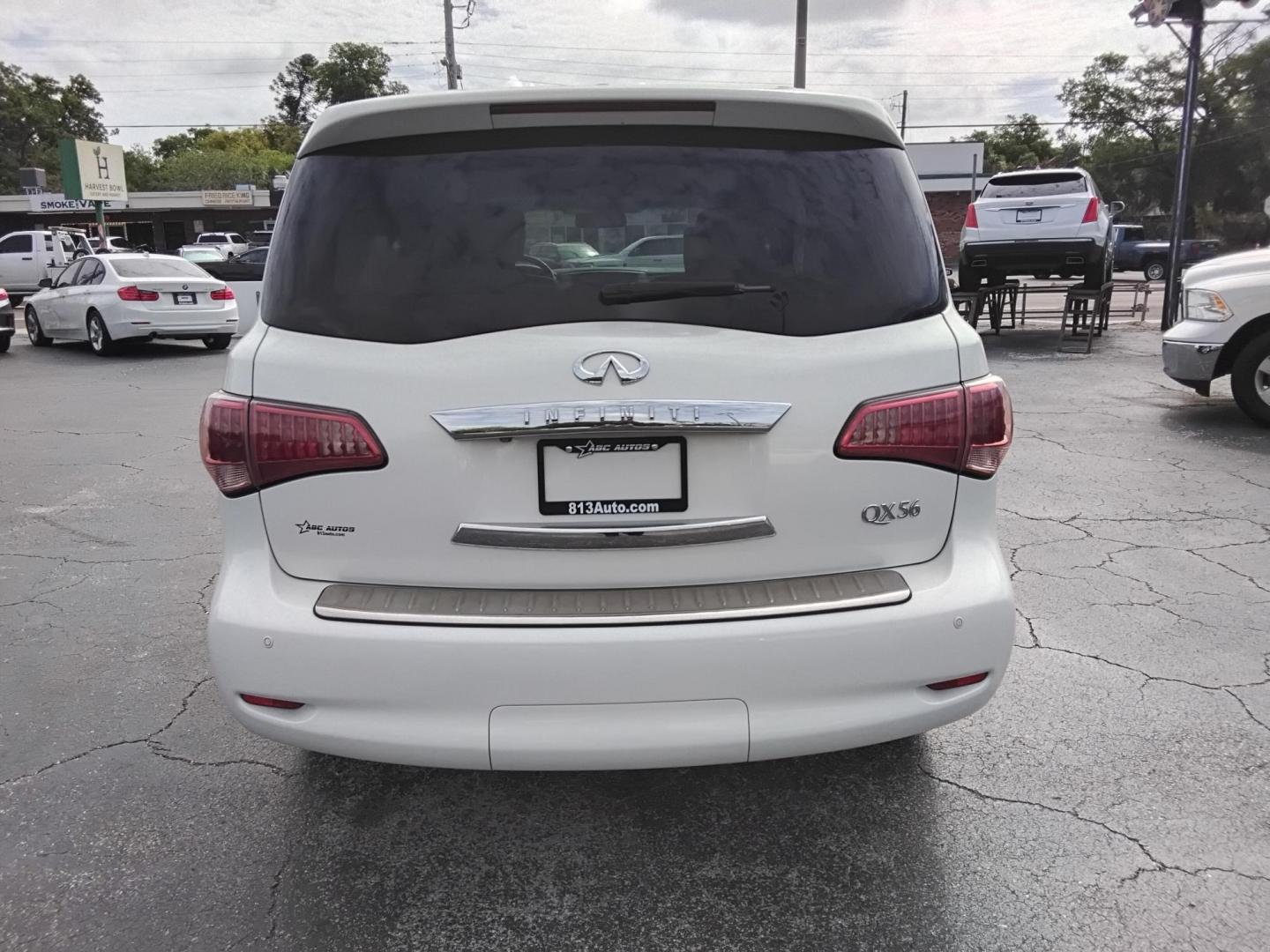 2012 White /Black Infiniti QX56 2WD (JN8AZ2NF5C9) with an 5.6L V8 DOHC 32V engine, 5-Speed Automatic transmission, located at 6112 N Florida Avenue, Tampa, FL, 33604, (888) 521-5131, 27.954929, -82.459534 - $499 down plus tax & tag. - Photo#8