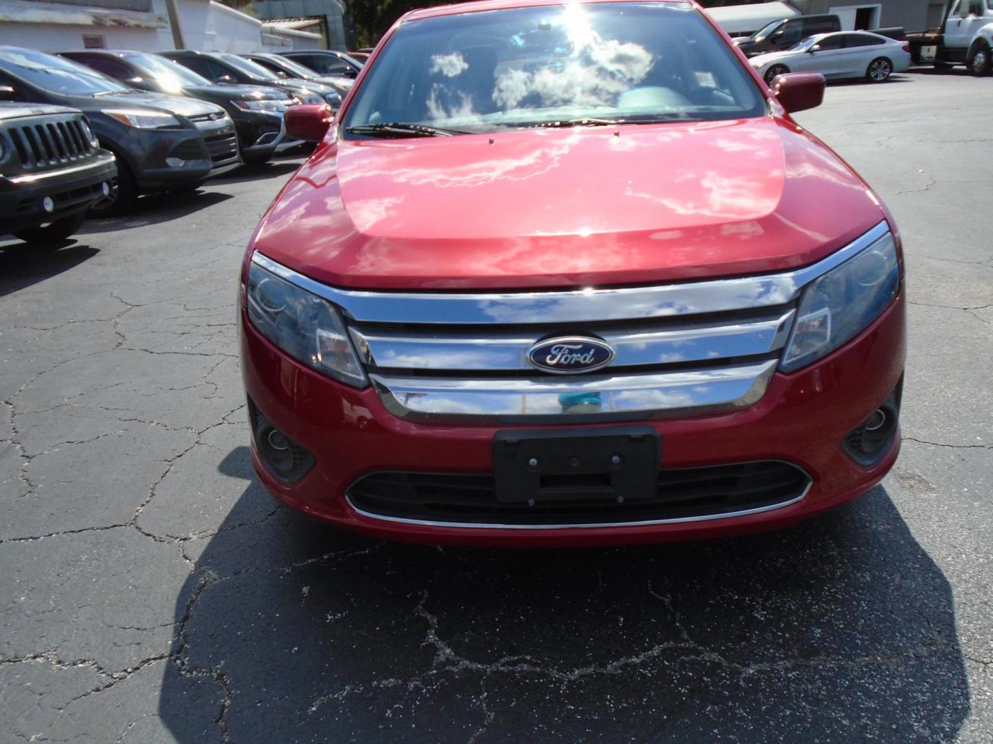 2011 Ford Fusion I4 SE (3FAHP0HA6BR) with an 2.5L L4 DOHC 16V engine, located at 6112 N Florida Avenue, Tampa, FL, 33604, (888) 521-5131, 27.954929, -82.459534 - Photo#1