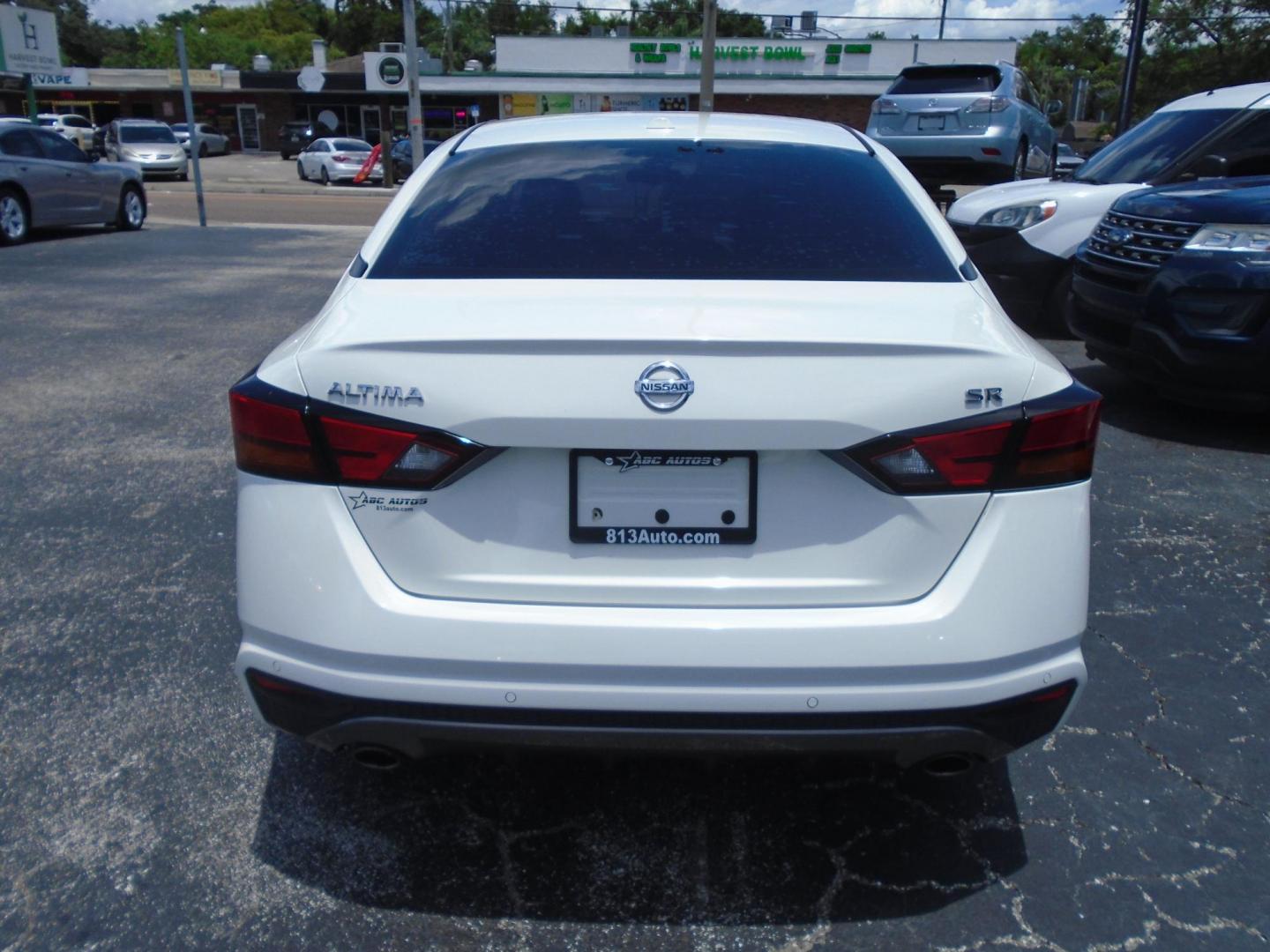 2020 Nissan Altima 2.5 SR (1N4BL4CV4LC) with an 2.5L L4 DOHC 16V engine, CVT transmission, located at 6112 N Florida Avenue, Tampa, FL, 33604, (888) 521-5131, 27.954929, -82.459534 - Photo#6