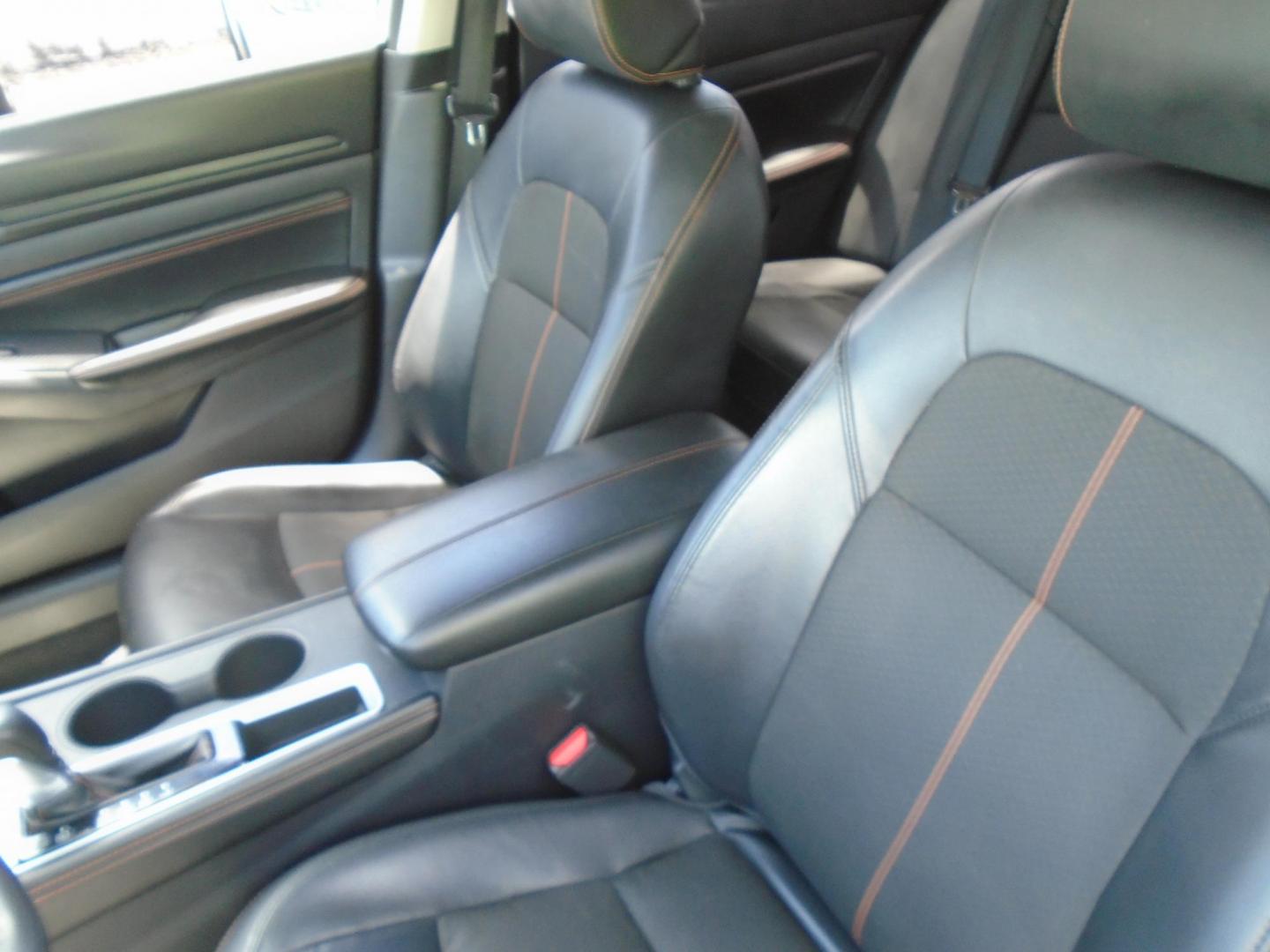 2020 Nissan Altima 2.5 SR (1N4BL4CV4LC) with an 2.5L L4 DOHC 16V engine, CVT transmission, located at 6112 N Florida Avenue, Tampa, FL, 33604, (888) 521-5131, 27.954929, -82.459534 - Photo#10