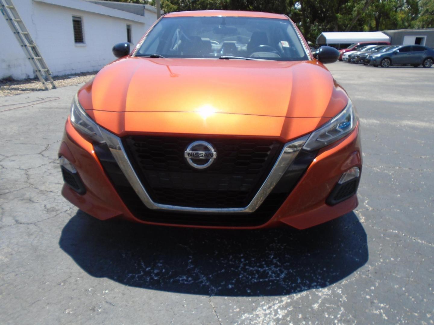 2019 orange /grey Nissan Altima 2.5 SR (1N4BL4CV6KC) with an 2.5L L4 DOHC 16V engine, CVT transmission, located at 6112 N Florida Avenue, Tampa, FL, 33604, (888) 521-5131, 27.954929, -82.459534 - 499 down plus tax & tag!!! - Photo#1