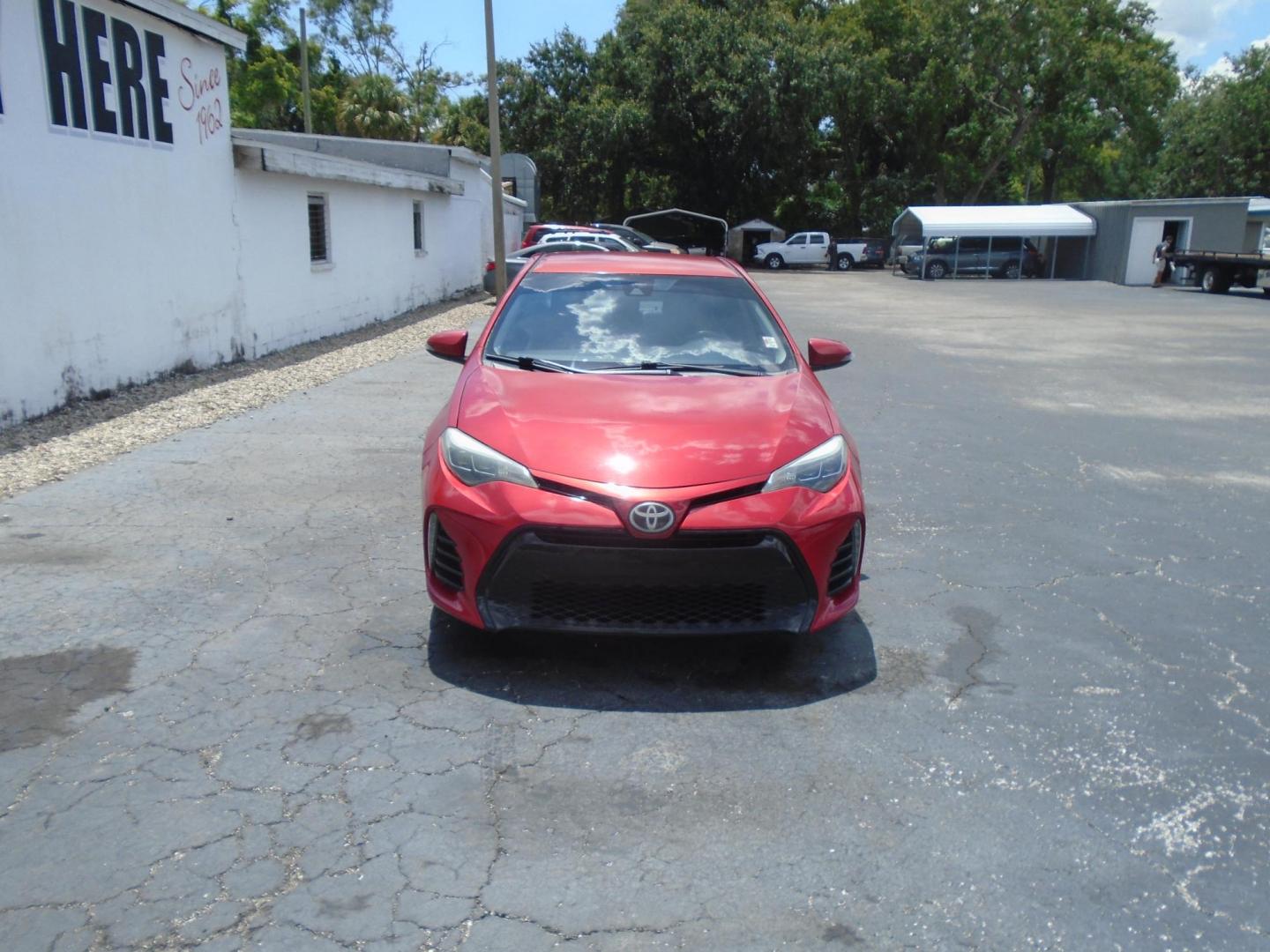 2017 RED /BLACK Toyota Corolla SE CVT (5YFBURHE4HP) with an 1.8L L4 DOHC 16V engine, CVT transmission, located at 6112 N Florida Avenue, Tampa, FL, 33604, (888) 521-5131, 27.954929, -82.459534 - 499 DOWN PLUS TAX & TAG - Photo#1