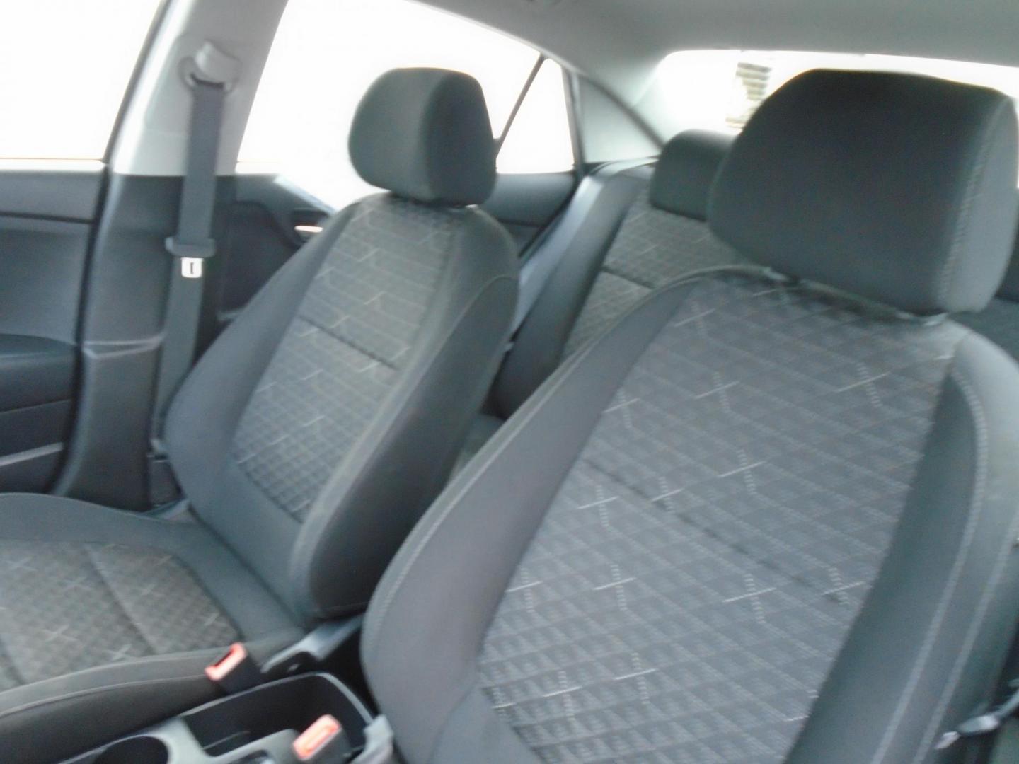 2019 BLACK /Grey Kia Rio LX (3KPA24AB7KE) with an 1.6L L4 DOHC 16V engine, 6A transmission, located at 6112 N Florida Avenue, Tampa, FL, 33604, (888) 521-5131, 27.954929, -82.459534 - 499 DOWN PLUS TAX & TAG - Photo#10