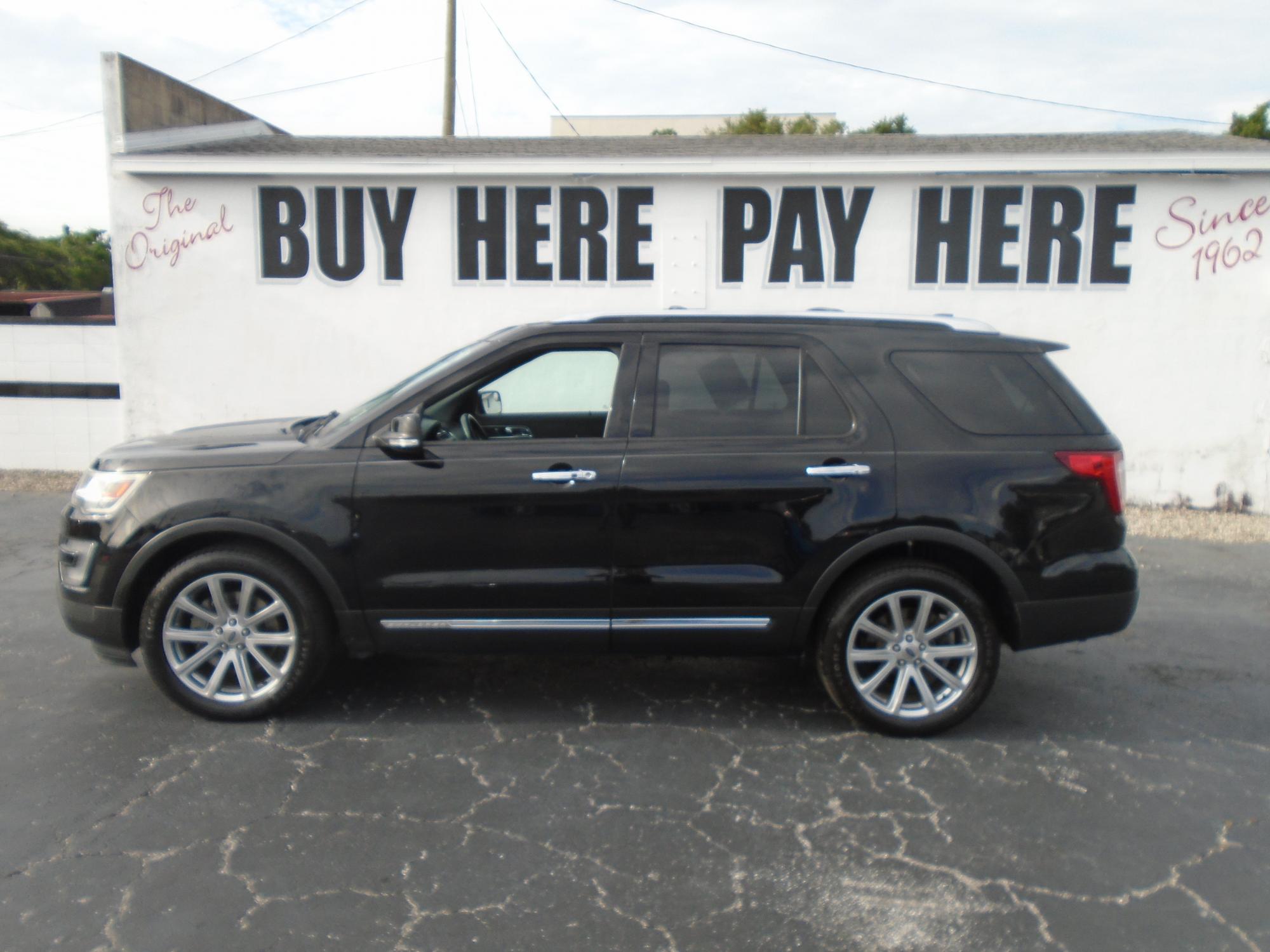 photo of 2017 Ford Explorer Limited 4WD