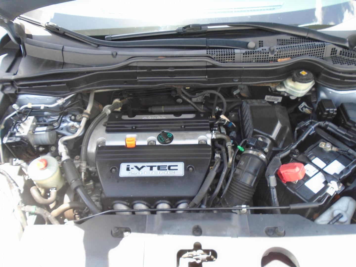 2009 LT BLUE /Beige Honda CR-V EX-L 2WD 5-Speed AT (5J6RE38789L) with an 2.4L L4 DOHC 16V engine, 5-Speed Automatic Overdrive transmission, located at 6112 N Florida Avenue, Tampa, FL, 33604, (888) 521-5131, 27.954929, -82.459534 - 499 DOWN PLUS TAX & TAG - Photo#9