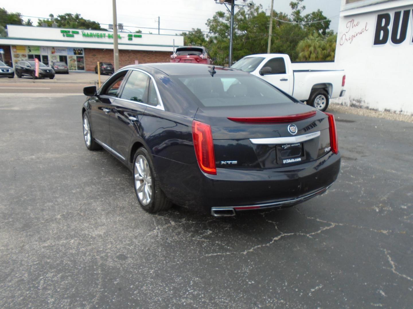 2014 BLUE /Beige Cadillac XTS Luxury FWD (2G61M5S39E9) with an 3.6L V6 DOHC 24V engine, 6-Speed Automatic transmission, located at 6112 N Florida Avenue, Tampa, FL, 33604, (888) 521-5131, 27.954929, -82.459534 - 499 DOWN PLUS TAX & TAG. - Photo#5