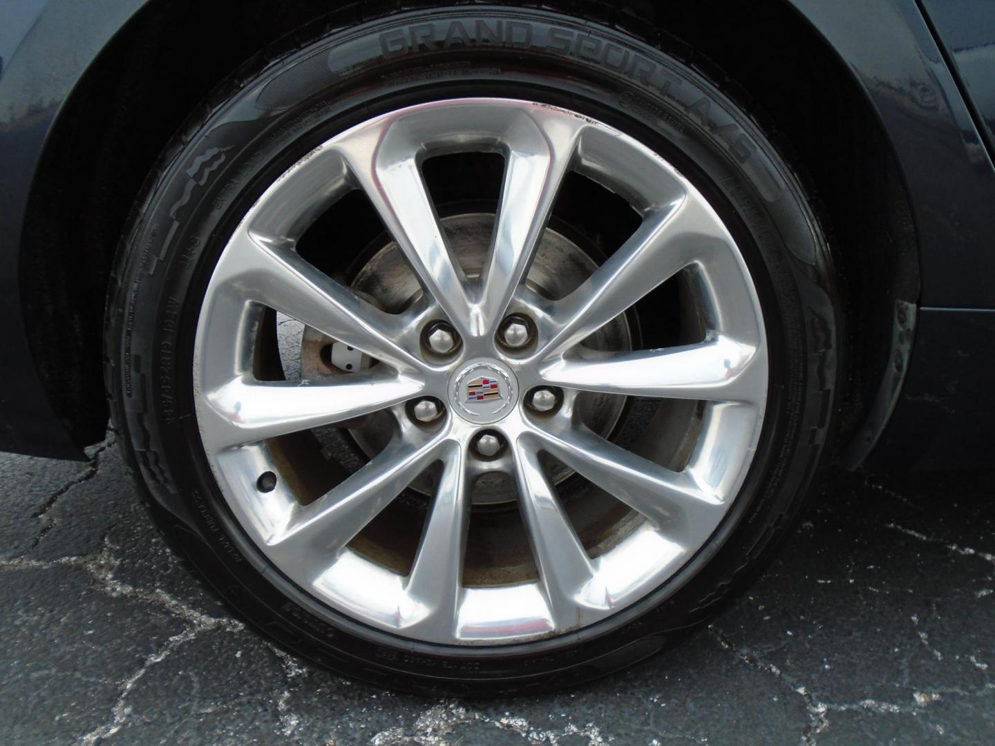 2014 BLUE /Beige Cadillac XTS Luxury FWD (2G61M5S39E9) with an 3.6L V6 DOHC 24V engine, 6-Speed Automatic transmission, located at 6112 N Florida Avenue, Tampa, FL, 33604, (888) 521-5131, 27.954929, -82.459534 - 499 DOWN PLUS TAX & TAG. - Photo#7