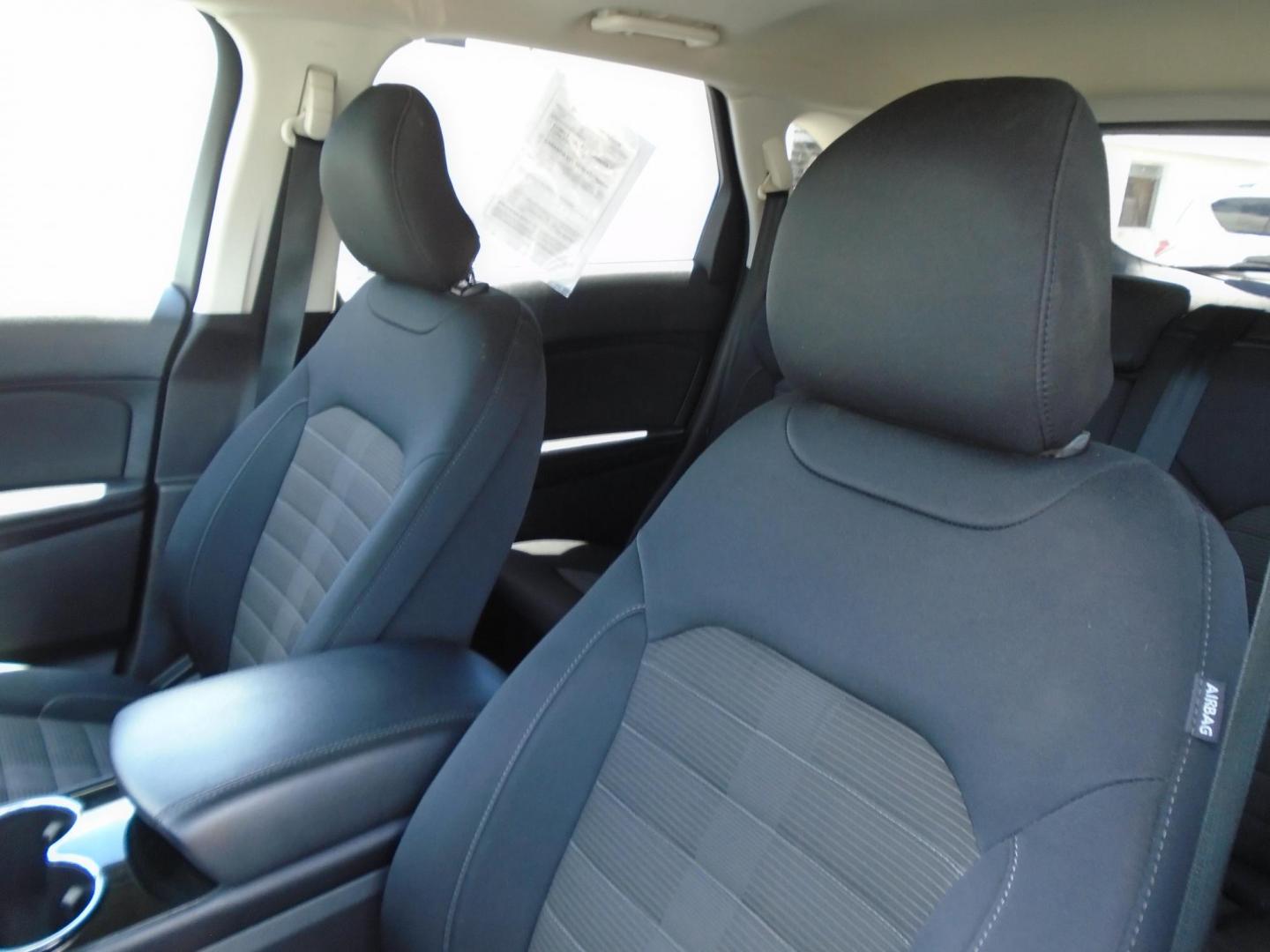 2018 BLACK /Grey Ford Edge SEL FWD (2FMPK3J94JB) with an 2.0L L4 DOHC 16V engine, 6A transmission, located at 6112 N Florida Avenue, Tampa, FL, 33604, (888) 521-5131, 27.954929, -82.459534 - 499 DOWN PLUS TAX & TAG - Photo#11