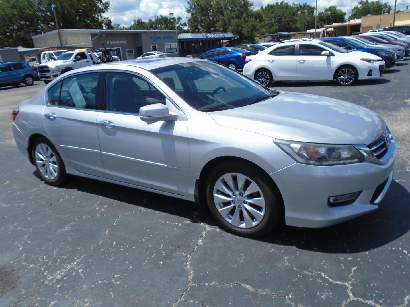 2013 SILVER /Black Honda Accord EX-L V6 Sedan AT (1HGCR3F87DA) with an 3.5L V6 SOHC 24V engine, 6-Speed Automatic transmission, located at 6112 N Florida Avenue, Tampa, FL, 33604, (888) 521-5131, 27.954929, -82.459534 - 499 DOWN PLUS TAX & TAG. - Photo#2