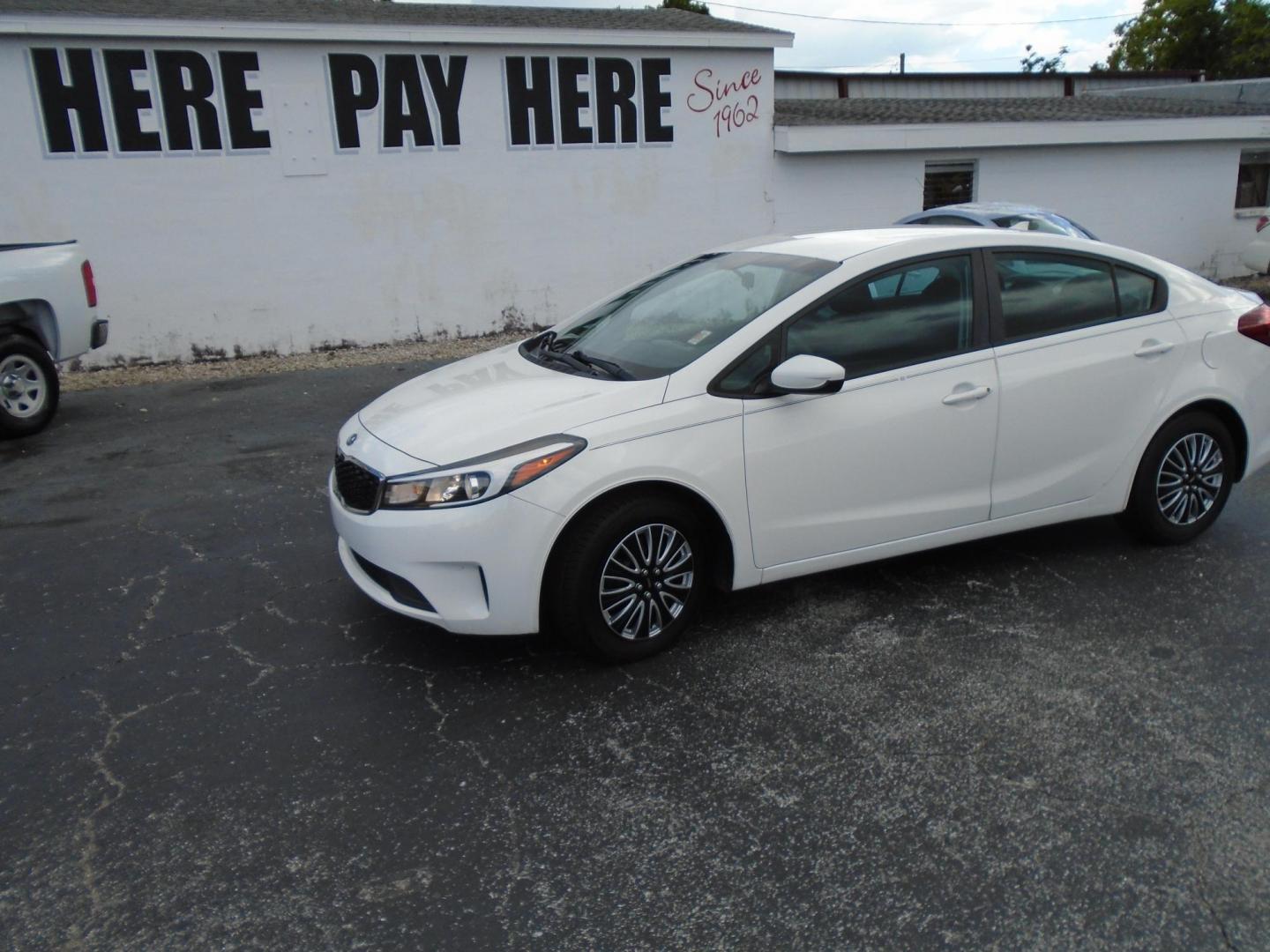 2017 White /Black Kia Forte LX 6M (3KPFK4A7XHE) with an 2.0L L4 DOHC 16V engine, 6M transmission, located at 6112 N Florida Avenue, Tampa, FL, 33604, (888) 521-5131, 27.954929, -82.459534 - 499 DOWN PLUS TAX & TAG - Photo#2
