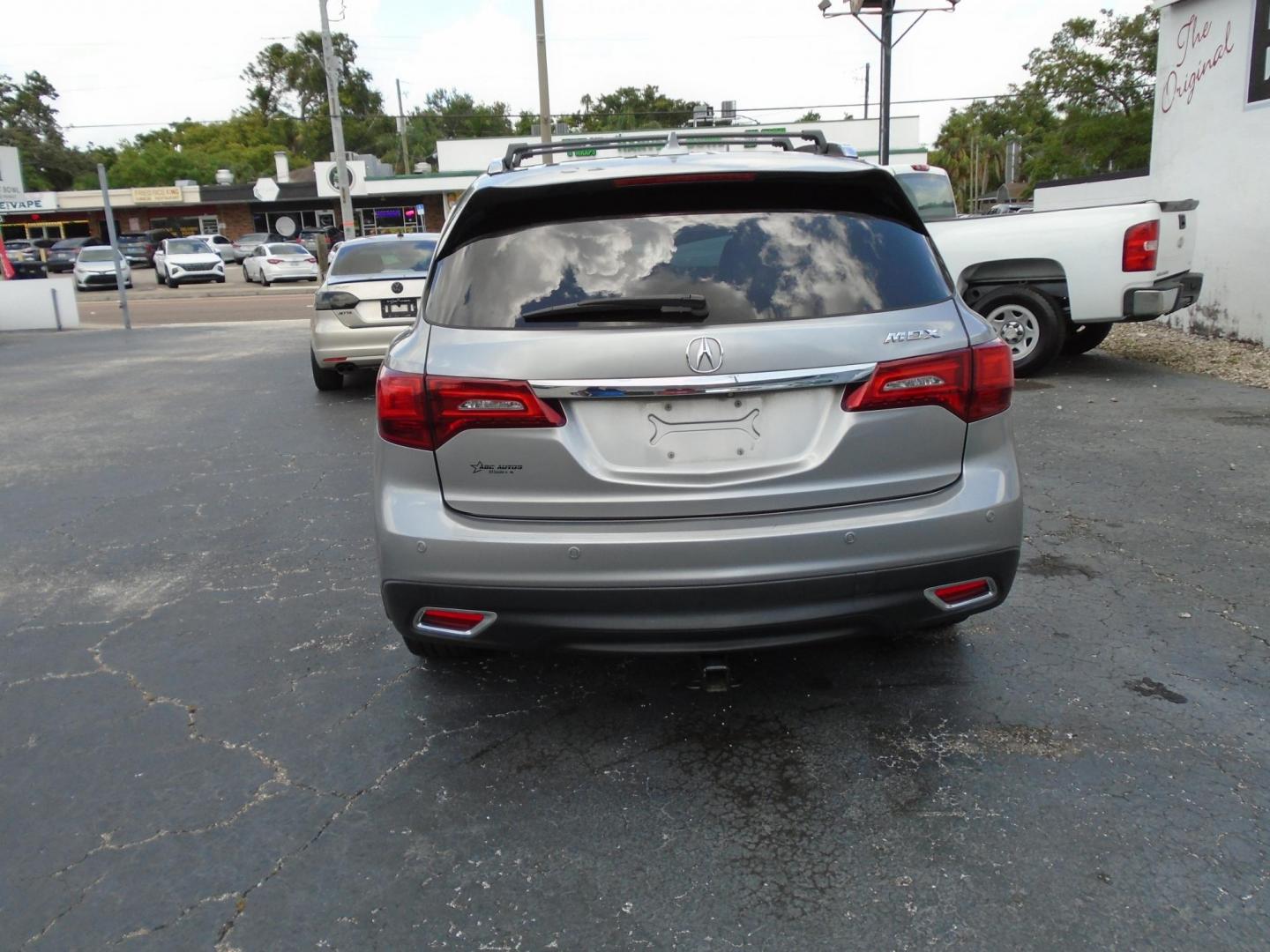 2016 SILVER /Beige Acura MDX 9-Spd AT Advance Package (5FRYD3H97GB) with an 3.5L V6 SOHC 24V engine, 9-Speed Automatic transmission, located at 6112 N Florida Avenue, Tampa, FL, 33604, (888) 521-5131, 27.954929, -82.459534 - 499 DOWN PLUS TAX & TAG - Photo#4