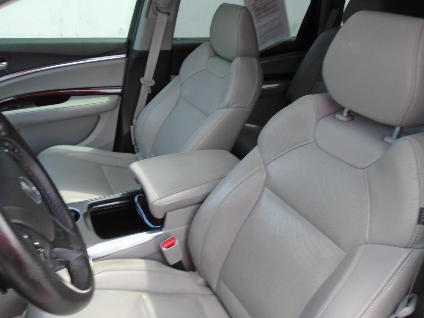 2016 SILVER /Beige Acura MDX 9-Spd AT Advance Package (5FRYD3H97GB) with an 3.5L V6 SOHC 24V engine, 9-Speed Automatic transmission, located at 6112 N Florida Avenue, Tampa, FL, 33604, (888) 521-5131, 27.954929, -82.459534 - 499 DOWN PLUS TAX & TAG - Photo#12