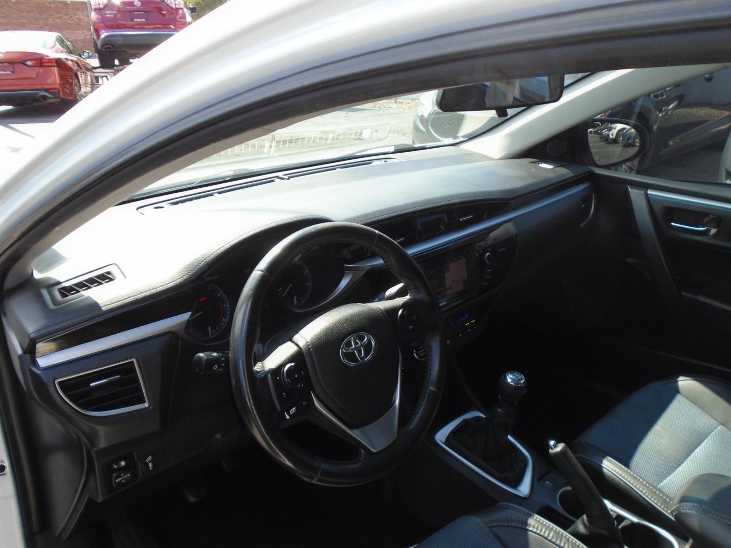 2014 White /Grey Toyota Corolla L 4-Speed AT (2T1BURHE7EC) with an 1.8L L4 DOHC 16V engine, 4-Speed Automatic transmission, located at 6112 N Florida Avenue, Tampa, FL, 33604, (888) 521-5131, 27.954929, -82.459534 - 499 down plus tax & tag. - Photo#8