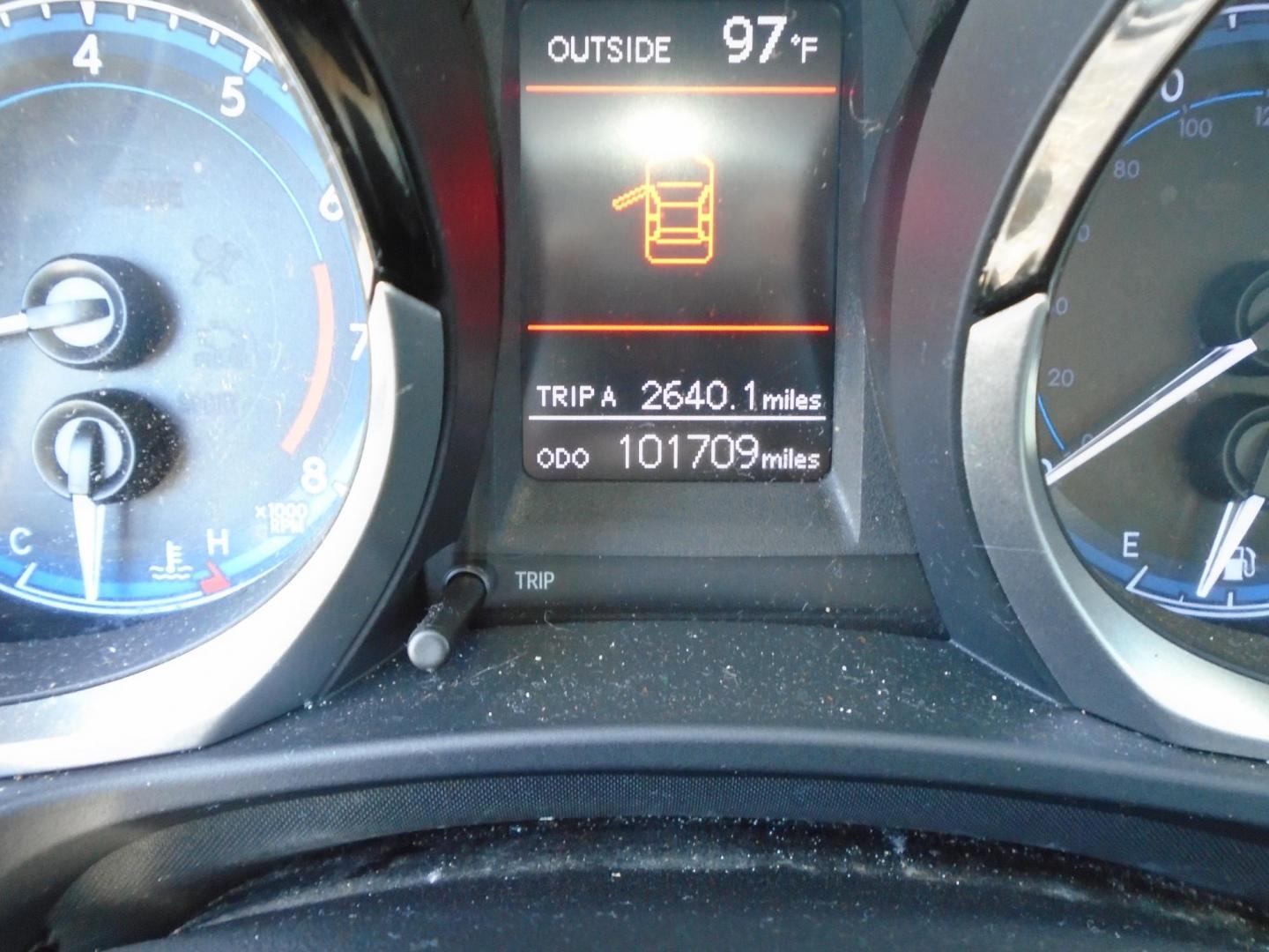 2014 White /Grey Toyota Corolla L 4-Speed AT (2T1BURHE7EC) with an 1.8L L4 DOHC 16V engine, 4-Speed Automatic transmission, located at 6112 N Florida Avenue, Tampa, FL, 33604, (888) 521-5131, 27.954929, -82.459534 - 499 down plus tax & tag. - Photo#13
