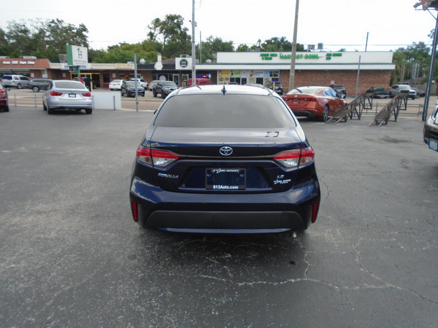 2020 Blue /Grey Toyota Corolla LE (JTDEPRAE8LJ) with an 1.8L L4 DOHC 16V engine, CVT transmission, located at 6112 N Florida Avenue, Tampa, FL, 33604, (888) 521-5131, 27.954929, -82.459534 - 499$ DOWN PLUS TAX & TAG. - Photo#4