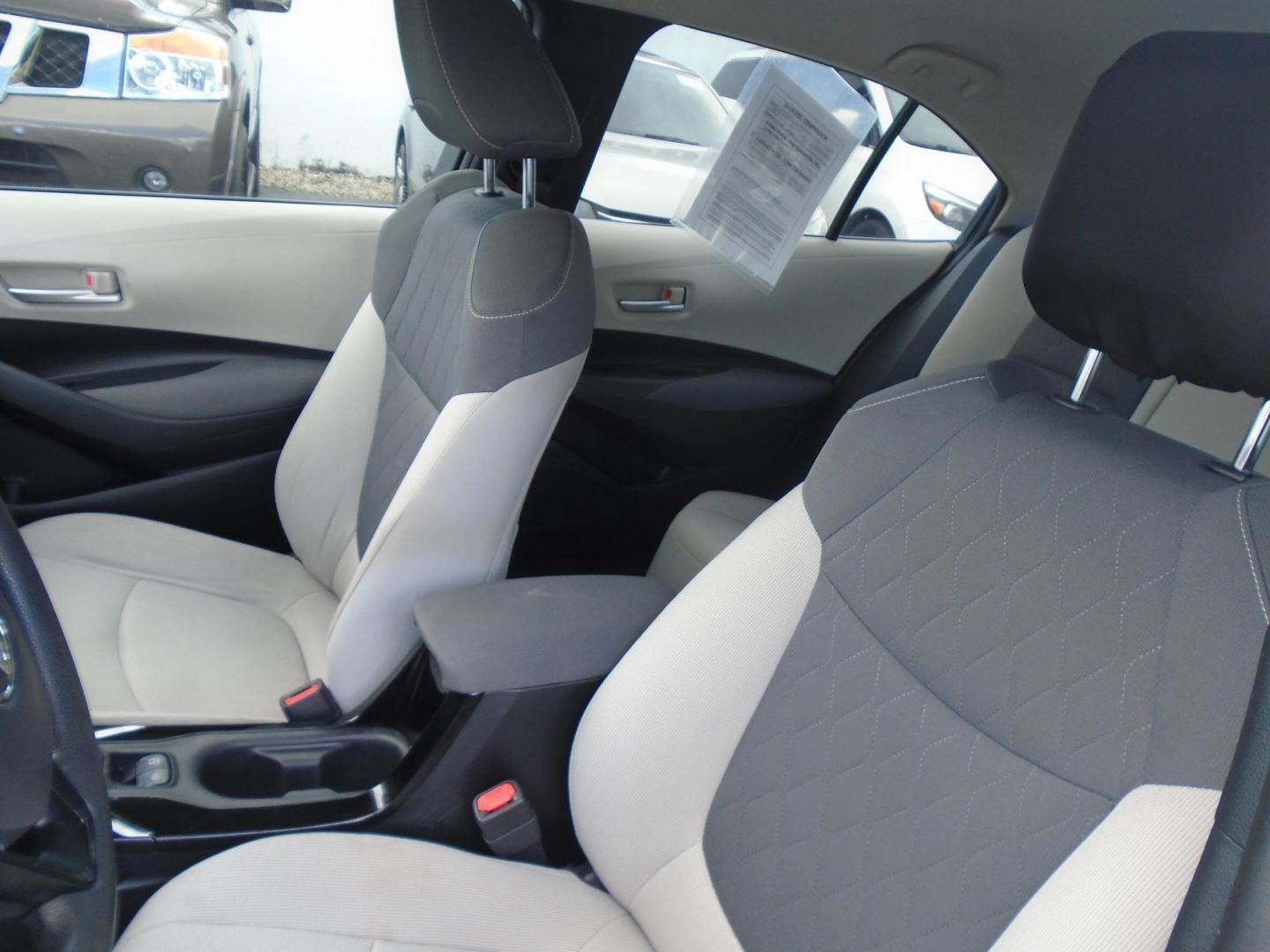 2020 Blue /Grey Toyota Corolla LE (JTDEPRAE8LJ) with an 1.8L L4 DOHC 16V engine, CVT transmission, located at 6112 N Florida Avenue, Tampa, FL, 33604, (888) 521-5131, 27.954929, -82.459534 - 499$ DOWN PLUS TAX & TAG. - Photo#12