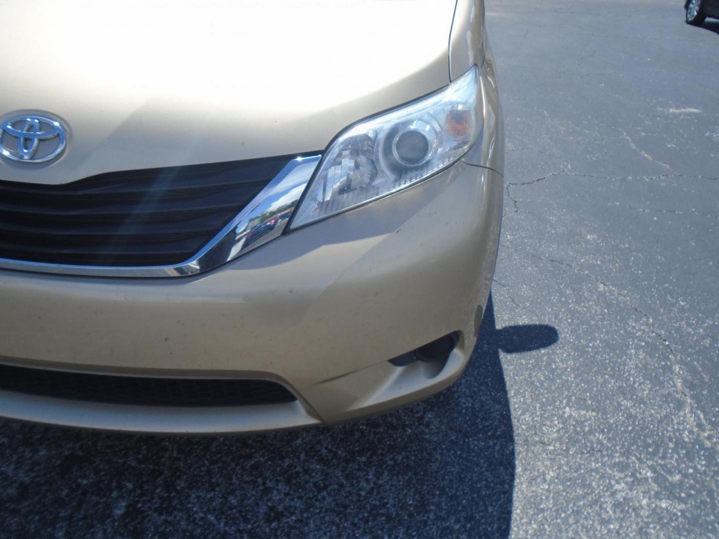 2011 TAN /Beige Toyota Sienna Base (5TDKA3DC4BS) with an 2.7L L4 DOHC 16V engine, 5-Speed Automatic transmission, located at 6112 N Florida Avenue, Tampa, FL, 33604, (888) 521-5131, 27.954929, -82.459534 - 499$ DOWN PLUS TAX & TAG. - Photo#3