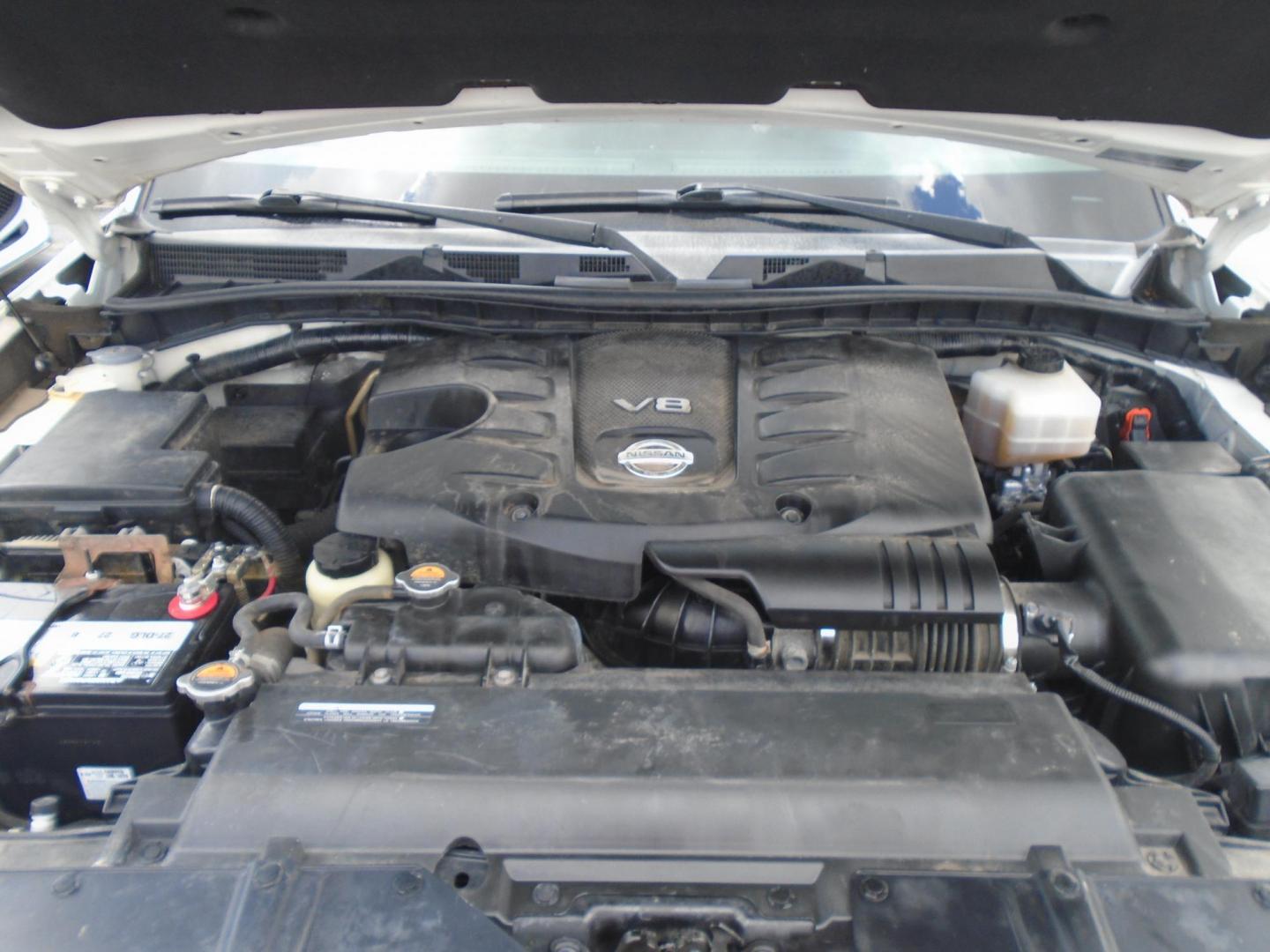 2019 White /BLACK Nissan Armada SL 2WD (JN8AY2ND6KX) with an 5.6L V8 DOHC 32V engine, 7A transmission, located at 6112 N Florida Avenue, Tampa, FL, 33604, (888) 521-5131, 27.954929, -82.459534 - 499$ DOWN PLUS TAX & TAG. - Photo#16