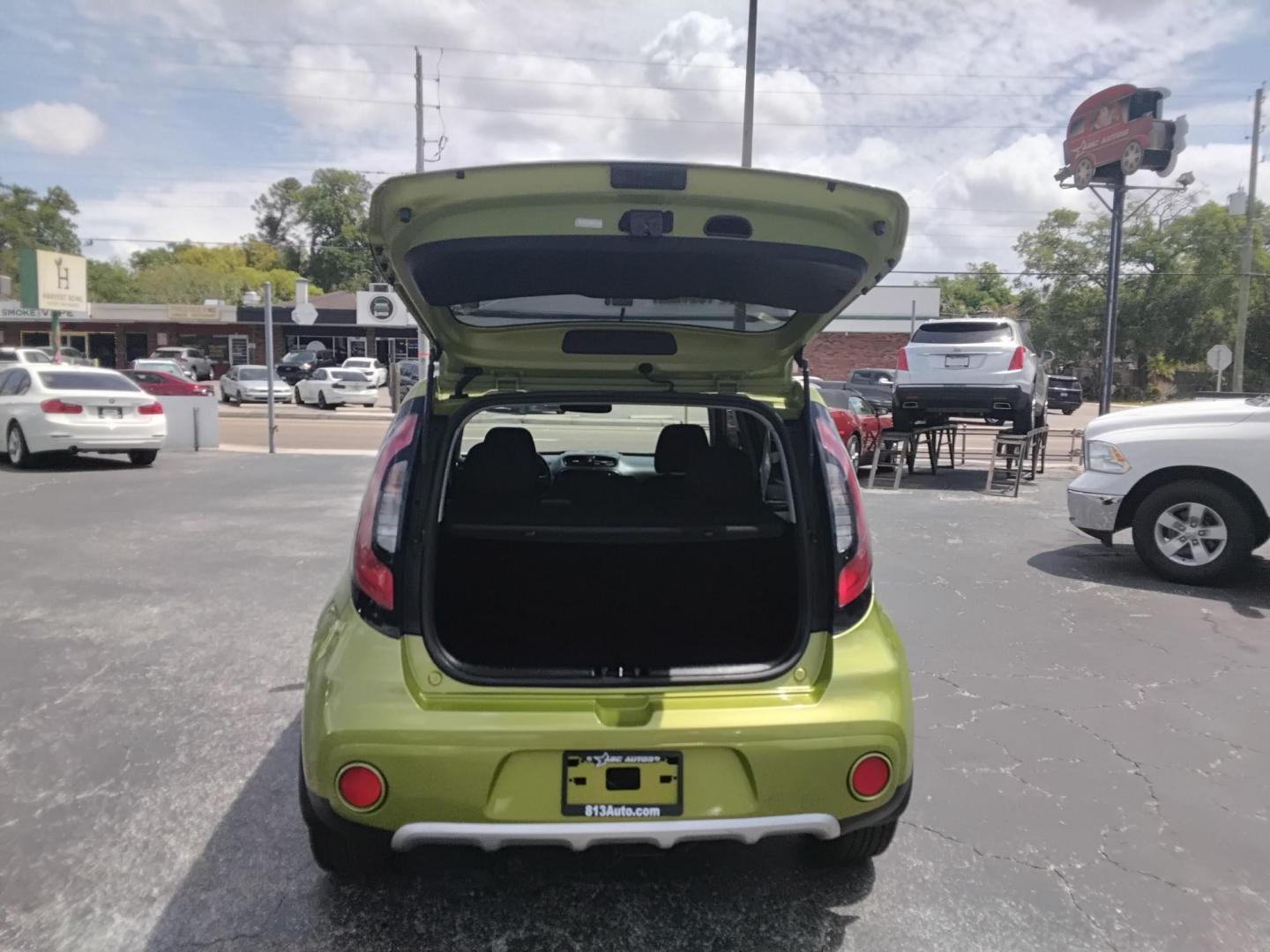 2017 GREEN /Black Kia Soul + (KNDJP3A57H7) with an 2.0L L4 DOHC 16V engine, 6A transmission, located at 5117 SR 674, Wimauma, FL, 33598, (813) 938-5846, 27.712418, -82.322784 - $499 DOWN PLUS TAX & TAG. - Photo#5