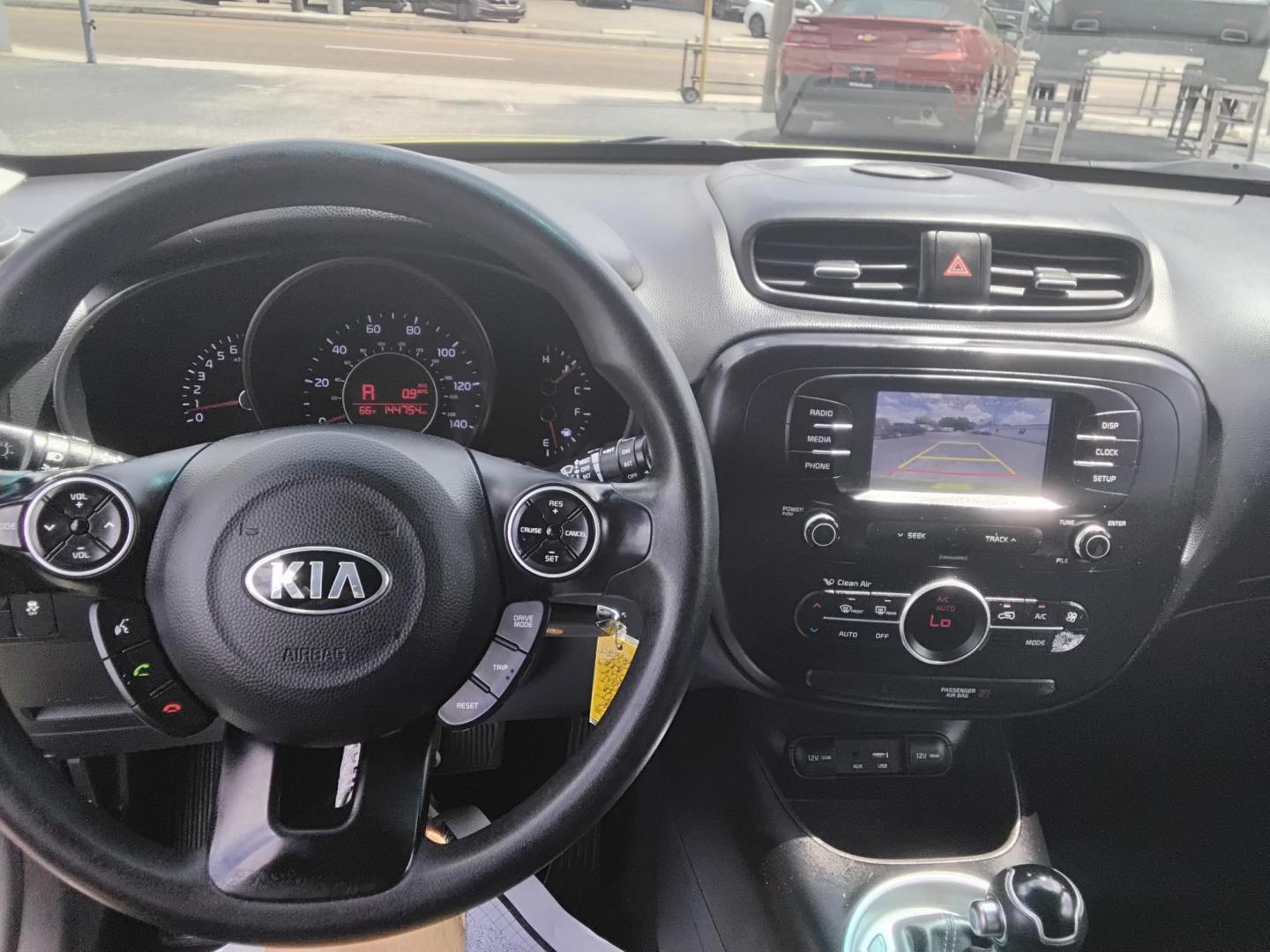 2017 GREEN /Black Kia Soul + (KNDJP3A57H7) with an 2.0L L4 DOHC 16V engine, 6A transmission, located at 5117 SR 674, Wimauma, FL, 33598, (813) 938-5846, 27.712418, -82.322784 - $499 DOWN PLUS TAX & TAG. - Photo#7