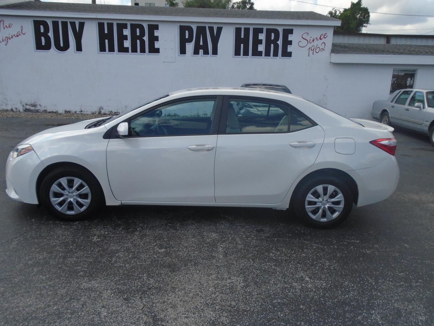 2014 White /Beige Toyota Corolla ECO CVT (5YFBPRHE8EP) with an 1.8L L4 DOHC 16V engine, Continuously Variable Transmission transmission, located at 6112 N Florida Avenue, Tampa, FL, 33604, (888) 521-5131, 27.954929, -82.459534 - 499$ down plus tax & tag. - Photo#0