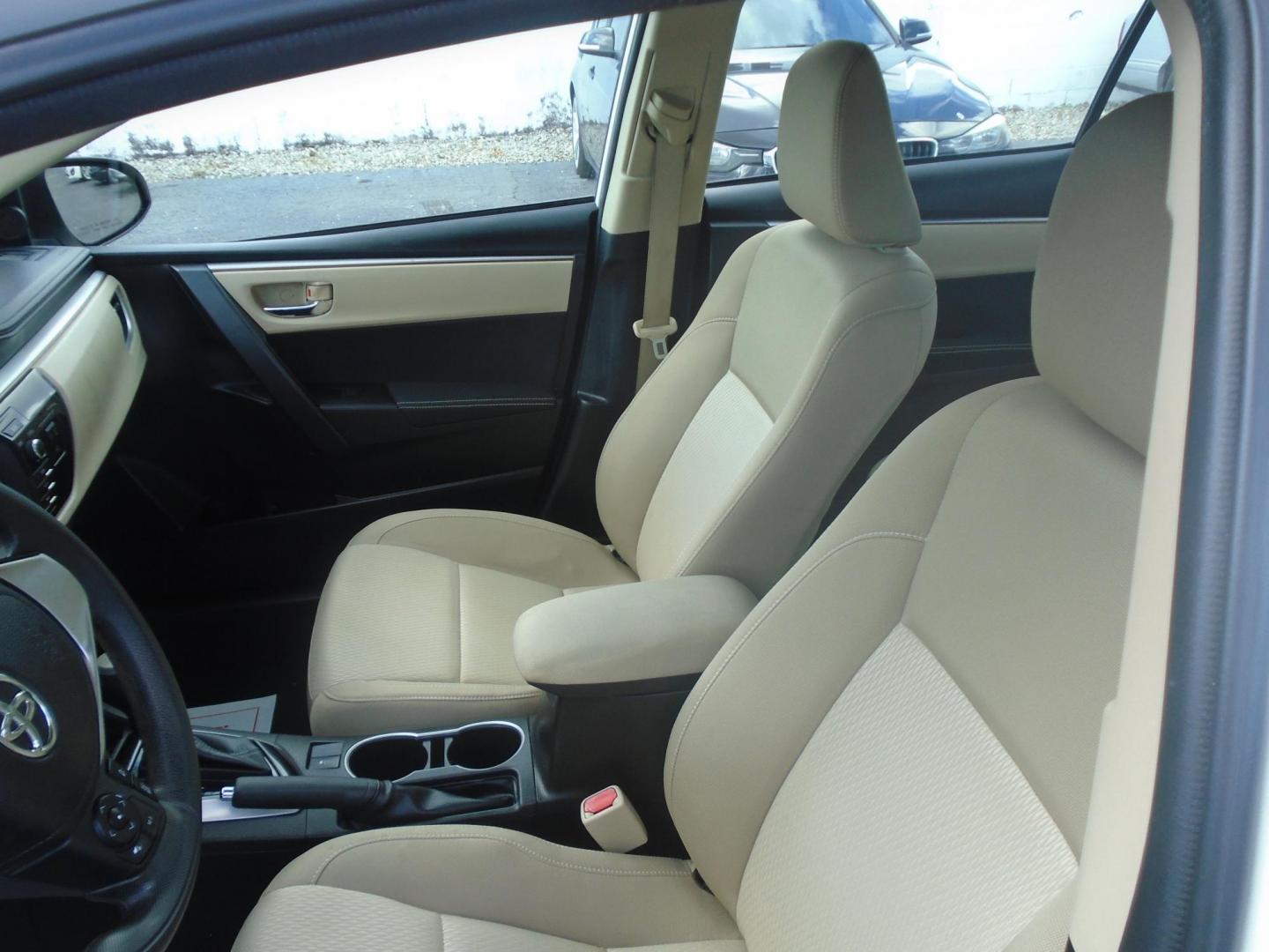 2014 White /Beige Toyota Corolla ECO CVT (5YFBPRHE8EP) with an 1.8L L4 DOHC 16V engine, Continuously Variable Transmission transmission, located at 6112 N Florida Avenue, Tampa, FL, 33604, (888) 521-5131, 27.954929, -82.459534 - 499$ down plus tax & tag. - Photo#11