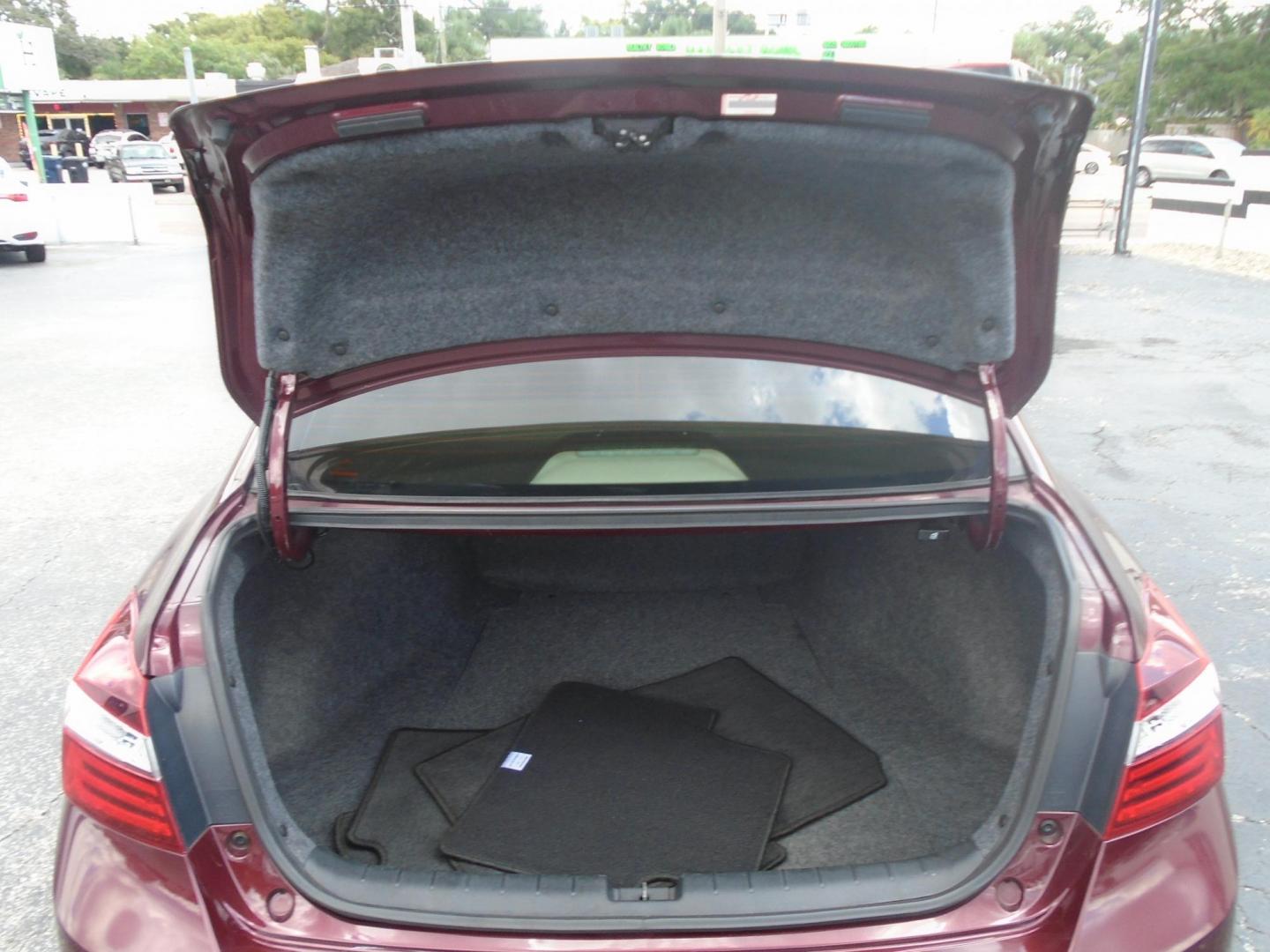 2017 RED /Beige Honda Accord LX Sedan CVT (1HGCR2F3XHA) with an 2.4L L4 DOHC 16V engine, CVT transmission, located at 6112 N Florida Avenue, Tampa, FL, 33604, (888) 521-5131, 27.954929, -82.459534 - 499$ DOWN PLUS TAX & TAG. - Photo#8