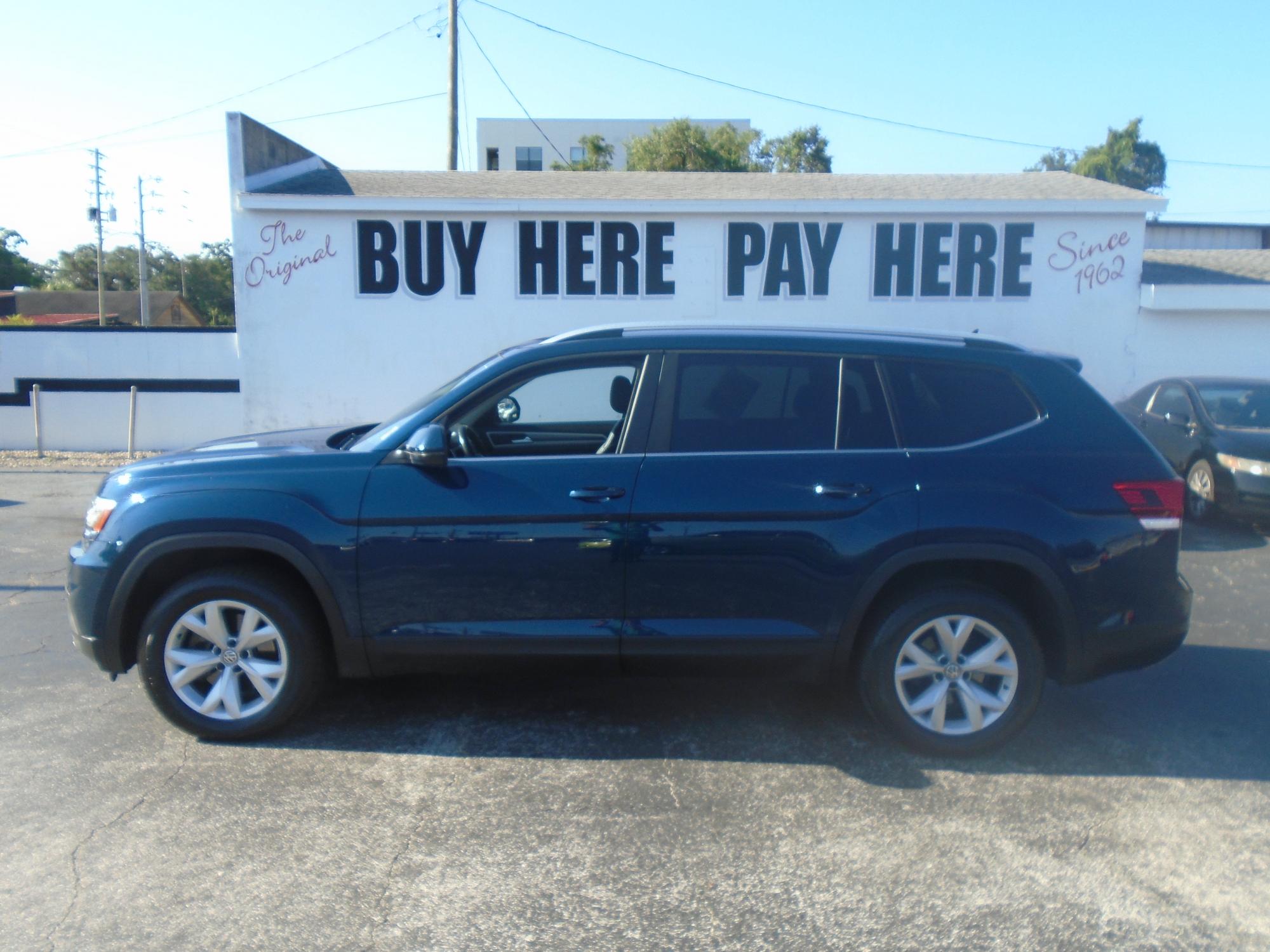 photo of 2018 Volkswagen Atlas V6 SE w/Technology