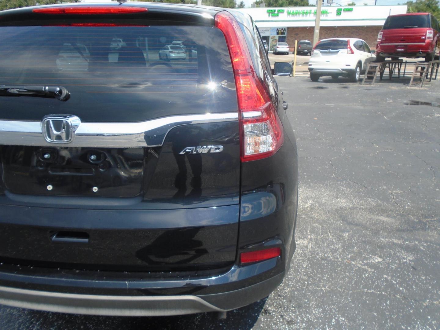 2016 BLACK /GREY Honda CR-V LX AWD (5J6RM4H31GL) with an 2.4L L4 DOHC 16V engine, CVT transmission, located at 6112 N Florida Avenue, Tampa, FL, 33604, (888) 521-5131, 27.954929, -82.459534 - 499$ DOWN PLUS TAX & TAG. - Photo#9