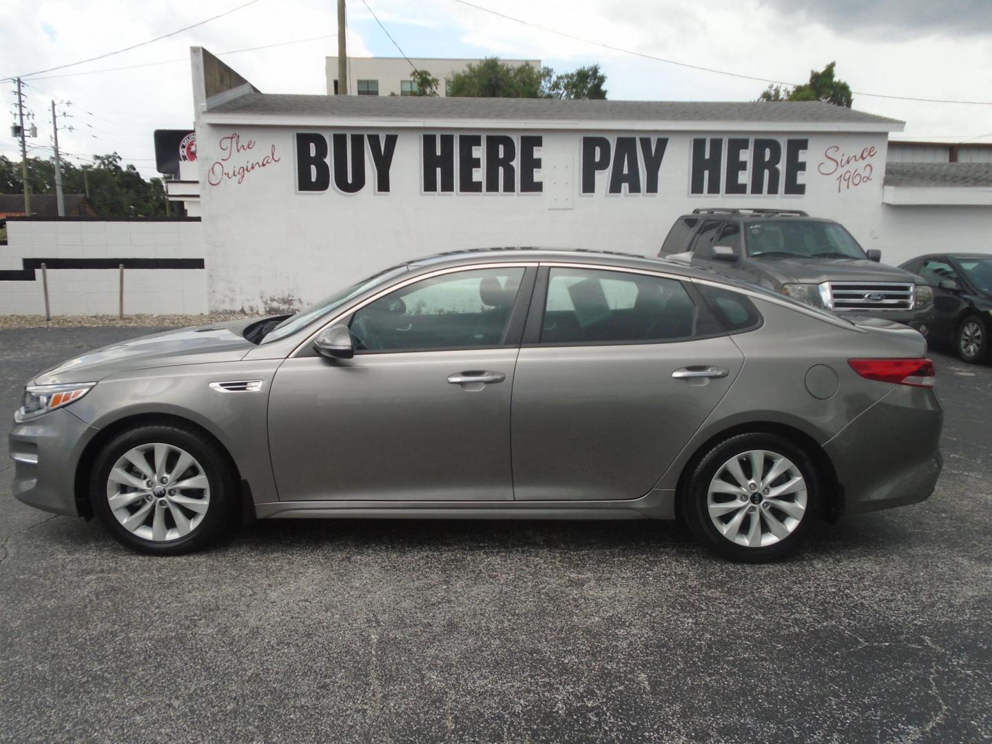 2018 GRAY /Grey Kia Optima LX (5XXGT4L35JG) with an 2.4L L4 DOHC 16V engine, 6A transmission, located at 6112 N Florida Avenue, Tampa, FL, 33604, (888) 521-5131, 27.954929, -82.459534 - 499$ down plus tax & tag. - Photo#2