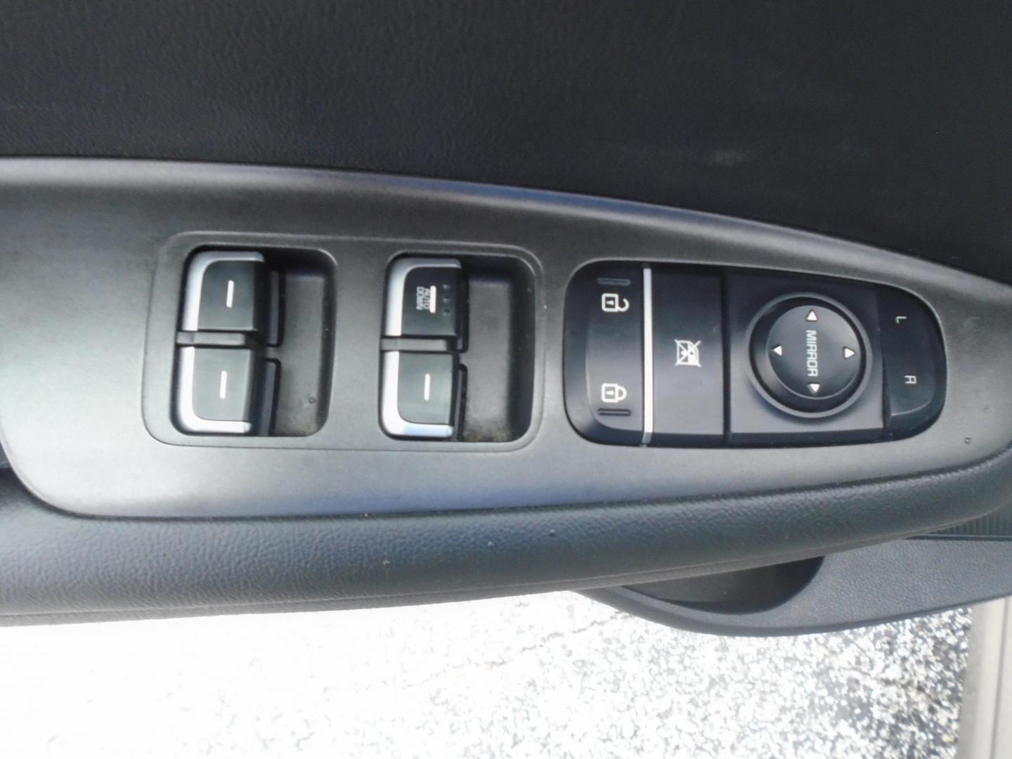 2018 GRAY /Grey Kia Optima LX (5XXGT4L35JG) with an 2.4L L4 DOHC 16V engine, 6A transmission, located at 6112 N Florida Avenue, Tampa, FL, 33604, (888) 521-5131, 27.954929, -82.459534 - 499$ down plus tax & tag. - Photo#16