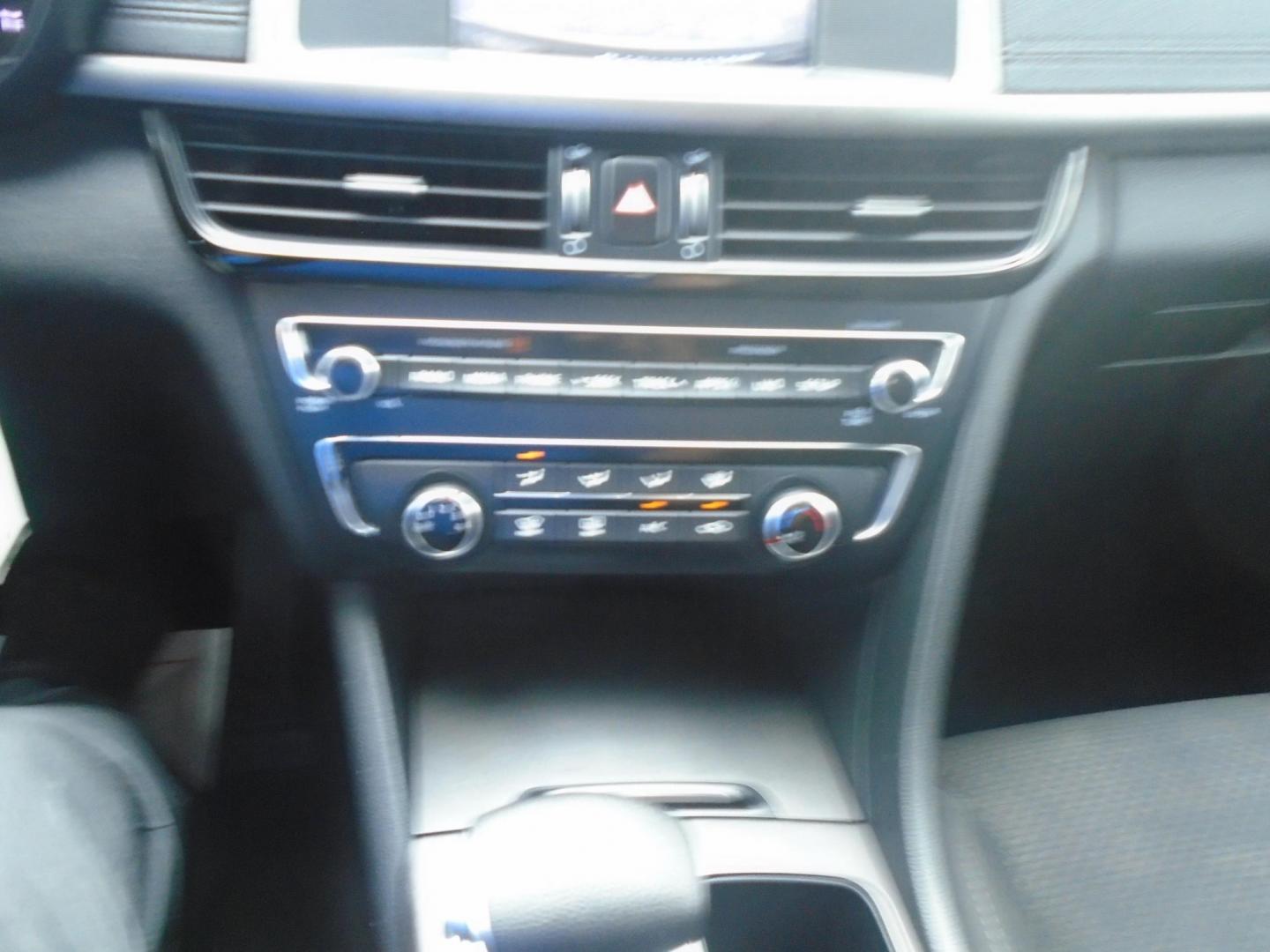 2018 GRAY /Grey Kia Optima LX (5XXGT4L35JG) with an 2.4L L4 DOHC 16V engine, 6A transmission, located at 6112 N Florida Avenue, Tampa, FL, 33604, (888) 521-5131, 27.954929, -82.459534 - 499$ down plus tax & tag. - Photo#19