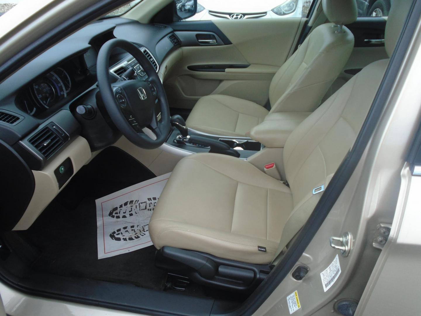 2015 TAN /Beige Honda Accord LX Sedan CVT (1HGCR2F30FA) with an 2.4L L4 DOHC 16V engine, Continuously Variable Transmission transmission, located at 6112 N Florida Avenue, Tampa, FL, 33604, (888) 521-5131, 27.954929, -82.459534 - 499$ down plus tax & tag. - Photo#8