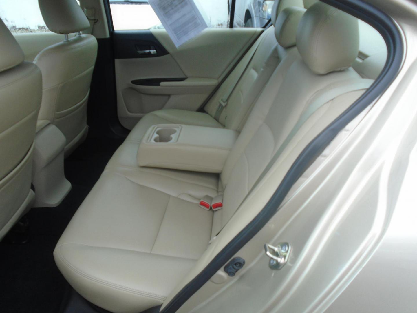 2015 TAN /Beige Honda Accord LX Sedan CVT (1HGCR2F30FA) with an 2.4L L4 DOHC 16V engine, Continuously Variable Transmission transmission, located at 6112 N Florida Avenue, Tampa, FL, 33604, (888) 521-5131, 27.954929, -82.459534 - 499$ down plus tax & tag. - Photo#9