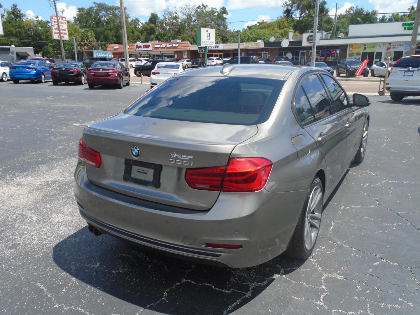 2016 SILVER /Beige BMW 3-Series 328i SULEV (WBA8E9G59GN) with an 2.0L L4 DOHC 16V engine, located at 6112 N Florida Avenue, Tampa, FL, 33604, (888) 521-5131, 27.954929, -82.459534 - 499$ down plus tax & tag. - Photo#5