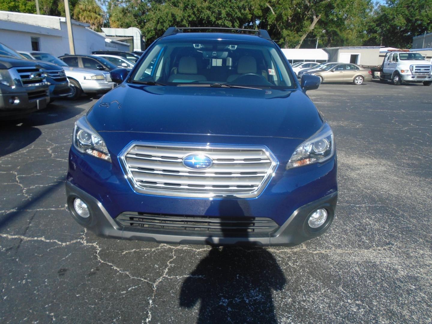 2017 Blue /Beige Subaru Outback 2.5i Premium (4S4BSAFCXH3) with an 2.5L H4 DOHC 16V engine, CVT transmission, located at 6112 N Florida Avenue, Tampa, FL, 33604, (888) 521-5131, 27.954929, -82.459534 - 499$ DOWN PLUS TAX & TAG. - Photo#1
