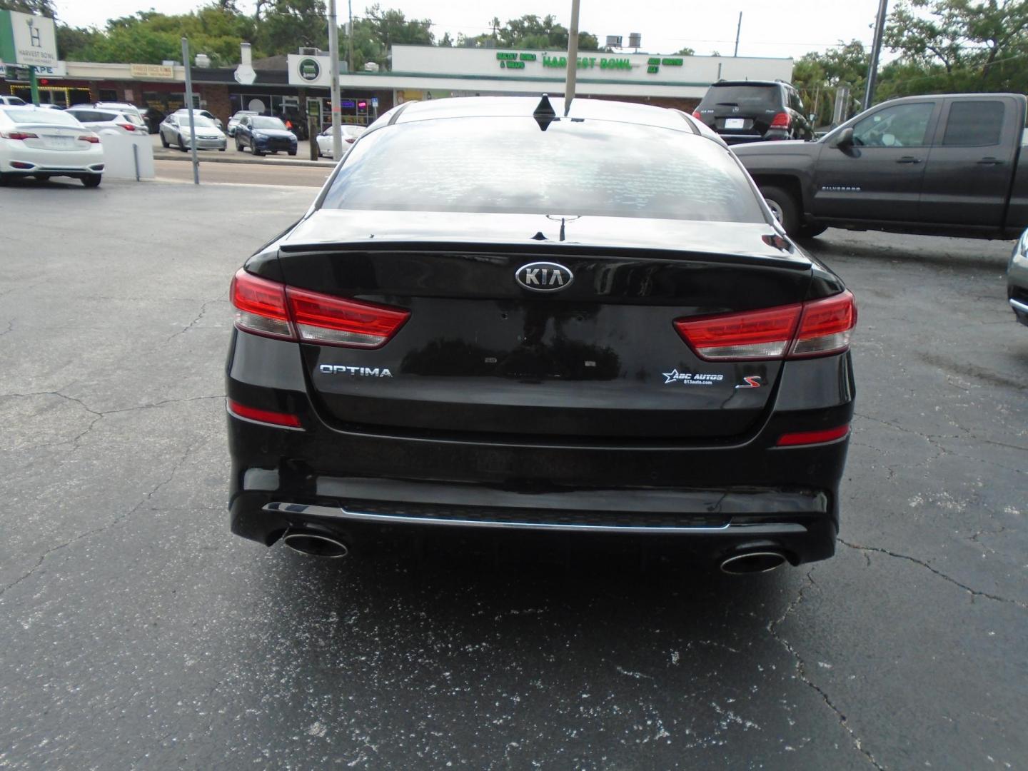 2019 BLACK /BLACK Kia Optima LX (5XXGT4L35KG) with an 2.4L L4 DOHC 16V engine, 6A transmission, located at 6112 N Florida Avenue, Tampa, FL, 33604, (888) 521-5131, 27.954929, -82.459534 - 499$ DOWN PLUS TAX & TAG. - Photo#4