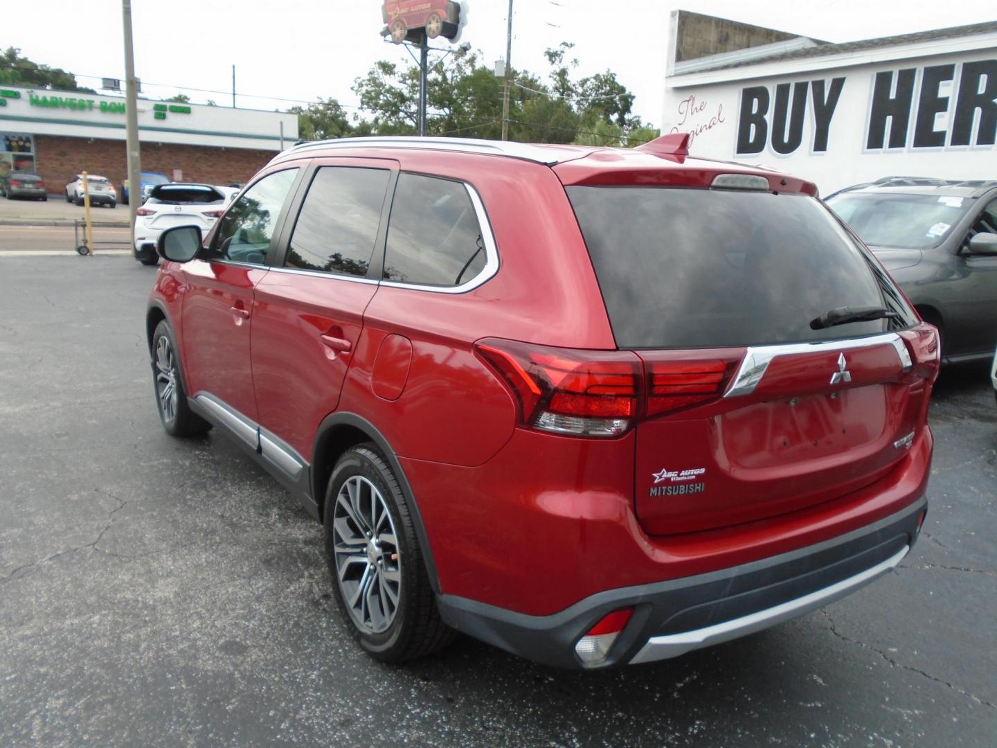 2017 RED /Beige Mitsubishi Outlander SEL 2WD (JA4AD3A3XHZ) with an 2.4L L4 DOHC 16V engine, CVT transmission, located at 6112 N Florida Avenue, Tampa, FL, 33604, (888) 521-5131, 27.954929, -82.459534 - 499$ DOWN PLUS TAX & TAG. - Photo#6