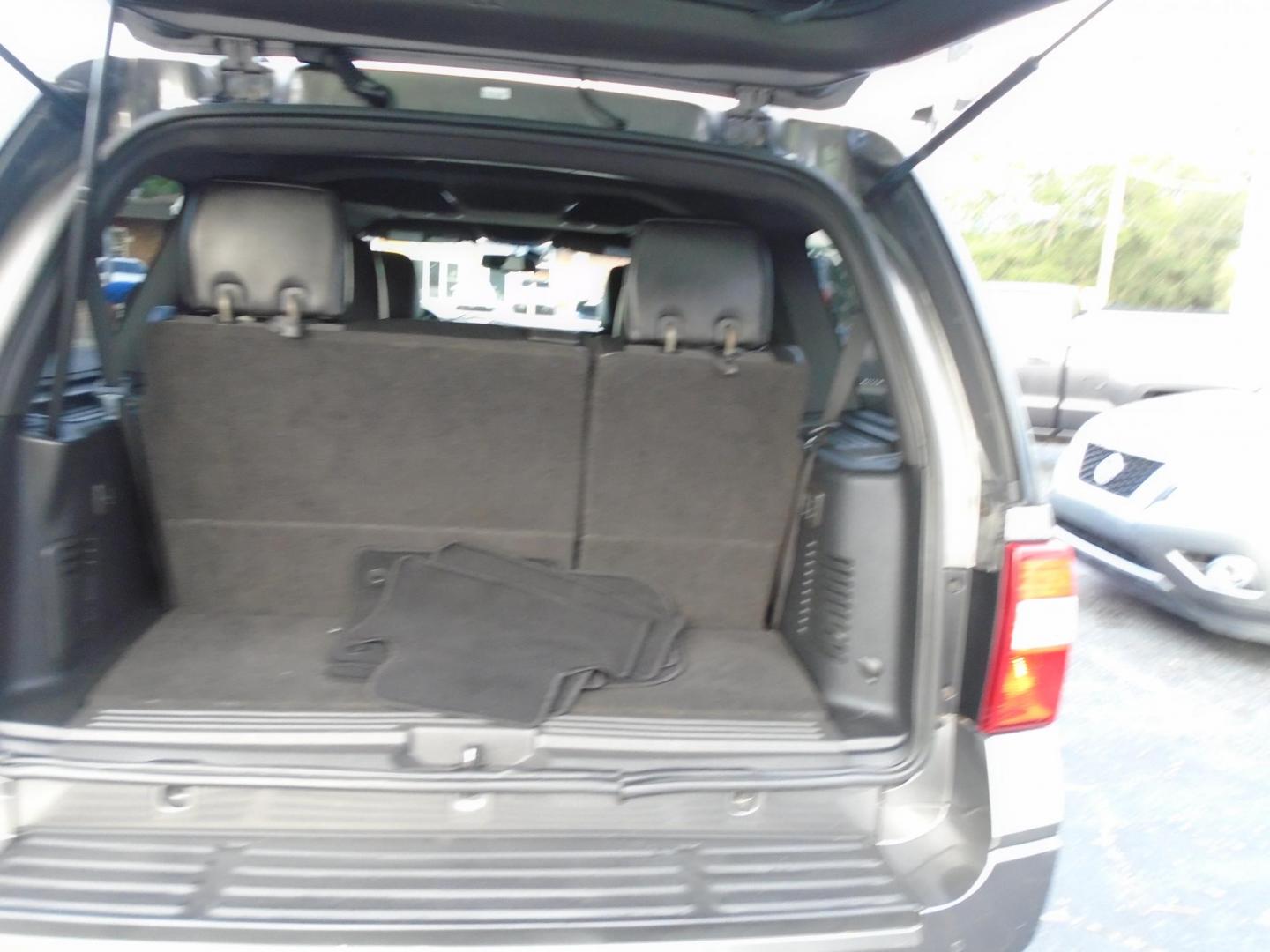 2012 GRAY /Black Ford Expedition Limited 2WD (1FMJU1K53CE) with an 5.4L V8 SOHC 16V FFV engine, 6-Speed Automatic transmission, located at 6112 N Florida Avenue, Tampa, FL, 33604, (888) 521-5131, 27.954929, -82.459534 - 499$ DOWN PLUS TAX & TAG. - Photo#7