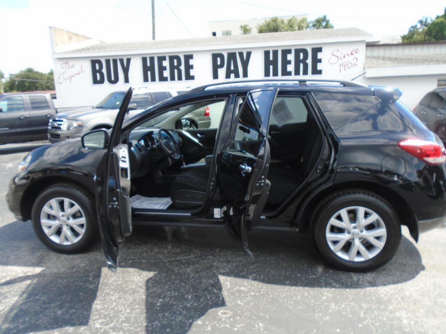 2012 BLACK /Grey Nissan Murano SL AWD (JN8AZ1MW9CW) with an 3.5L V6 DOHC 24V engine, Continuously Variable Transmission transmission, located at 6112 N Florida Avenue, Tampa, FL, 33604, (888) 521-5131, 27.954929, -82.459534 - 499$ down plus tax & tag. - Photo#1