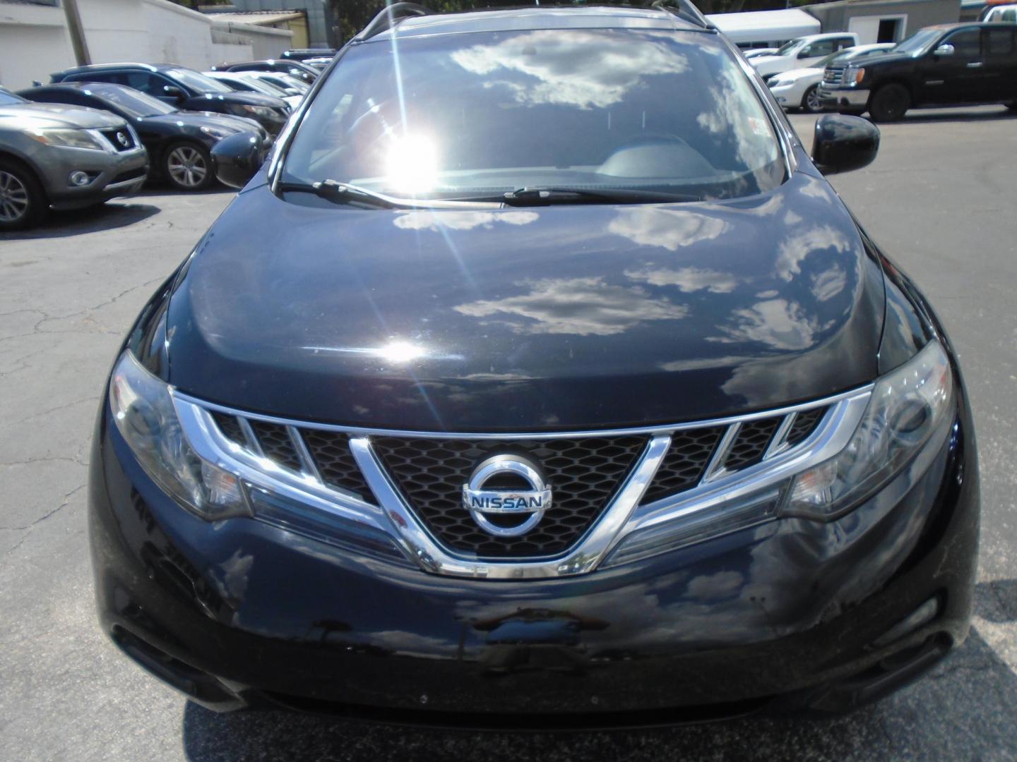 2012 BLACK /Grey Nissan Murano SL AWD (JN8AZ1MW9CW) with an 3.5L V6 DOHC 24V engine, Continuously Variable Transmission transmission, located at 6112 N Florida Avenue, Tampa, FL, 33604, (888) 521-5131, 27.954929, -82.459534 - 499$ down plus tax & tag. - Photo#4