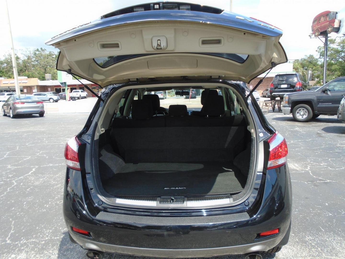 2012 BLACK /Grey Nissan Murano SL AWD (JN8AZ1MW9CW) with an 3.5L V6 DOHC 24V engine, Continuously Variable Transmission transmission, located at 6112 N Florida Avenue, Tampa, FL, 33604, (888) 521-5131, 27.954929, -82.459534 - 499$ down plus tax & tag. - Photo#11