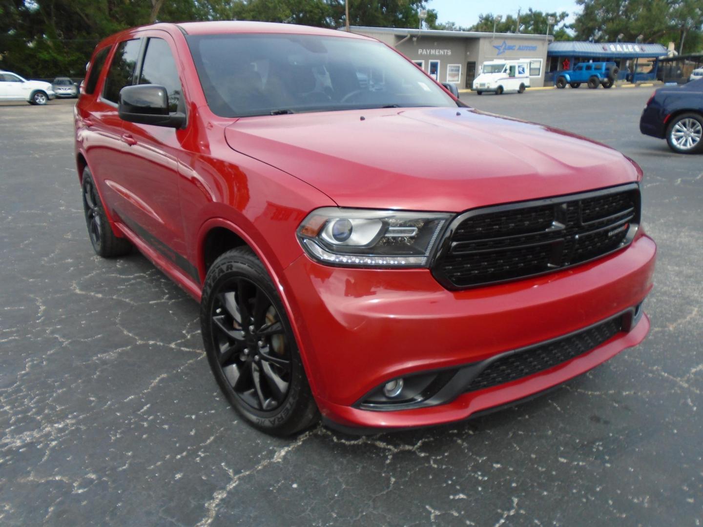 2018 RED /Grey Dodge Durango SXT RWD (1C4RDHAG5JC) with an 3.6L V6 DOHC 24V engine, 8A transmission, located at 6112 N Florida Avenue, Tampa, FL, 33604, (888) 521-5131, 27.954929, -82.459534 - Just $499 down, plus tax and tag. - Photo#3