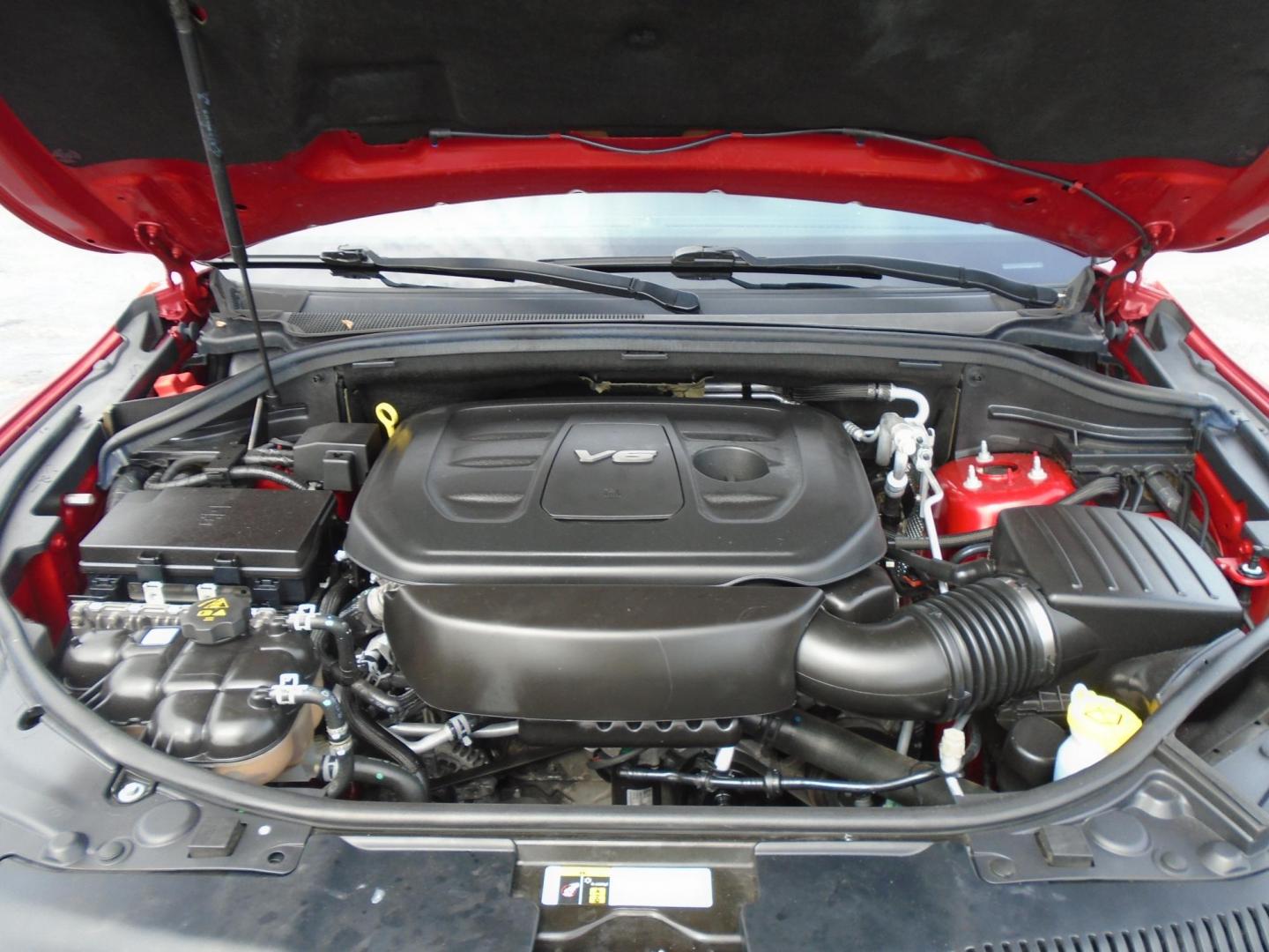 2018 RED /Grey Dodge Durango SXT RWD (1C4RDHAG5JC) with an 3.6L V6 DOHC 24V engine, 8A transmission, located at 6112 N Florida Avenue, Tampa, FL, 33604, (888) 521-5131, 27.954929, -82.459534 - Just $499 down, plus tax and tag. - Photo#15