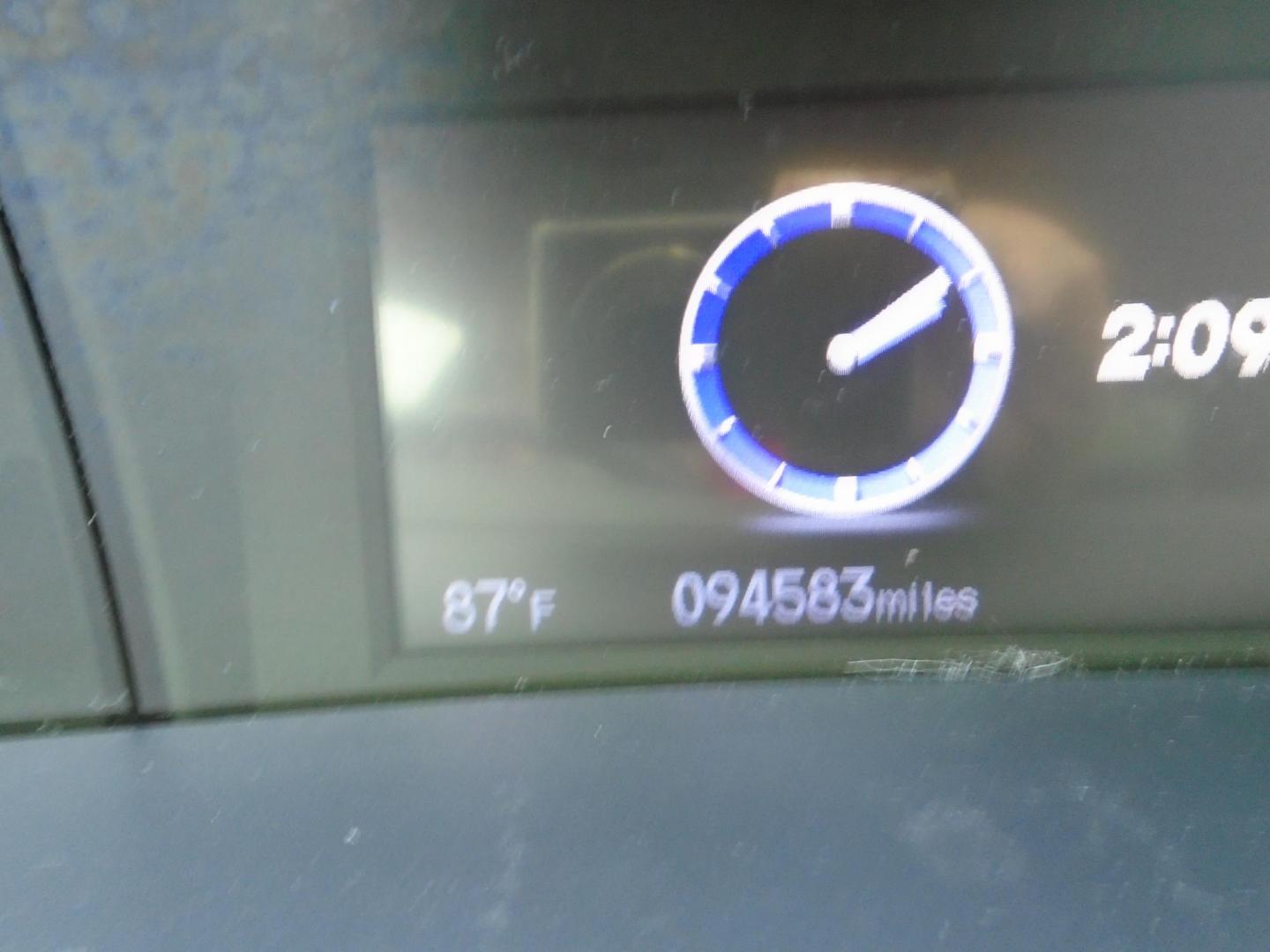 2015 SILVER /Grey Honda Civic SE Sedan CVT (19XFB2F79FE) with an 1.8L L4 SOHC 16V engine, Continuously Variable Transmission transmission, located at 6112 N Florida Avenue, Tampa, FL, 33604, (888) 521-5131, 27.954929, -82.459534 - Just $499 down, plus tax and tag. - Photo#13