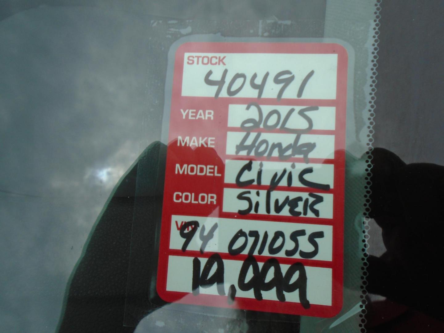 2015 SILVER /Grey Honda Civic SE Sedan CVT (19XFB2F79FE) with an 1.8L L4 SOHC 16V engine, Continuously Variable Transmission transmission, located at 6112 N Florida Avenue, Tampa, FL, 33604, (888) 521-5131, 27.954929, -82.459534 - Just $499 down, plus tax and tag. - Photo#20