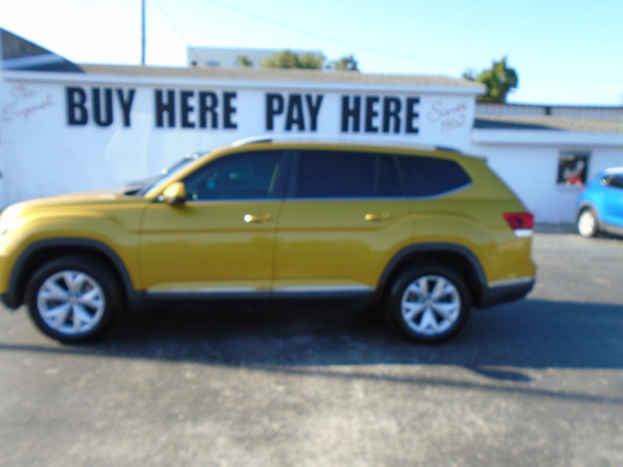 photo of 2018 Volkswagen Atlas V6 SEL